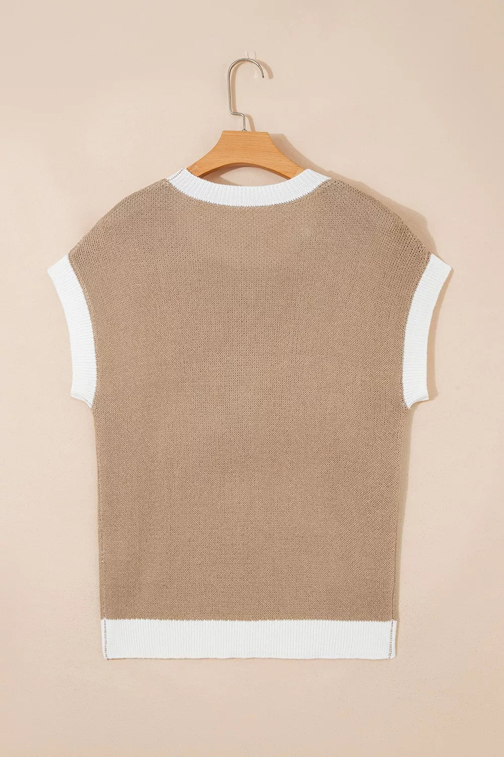 Trendsi Horse Shoe Pattern Contrast Trim Short Sleeve Sweater -