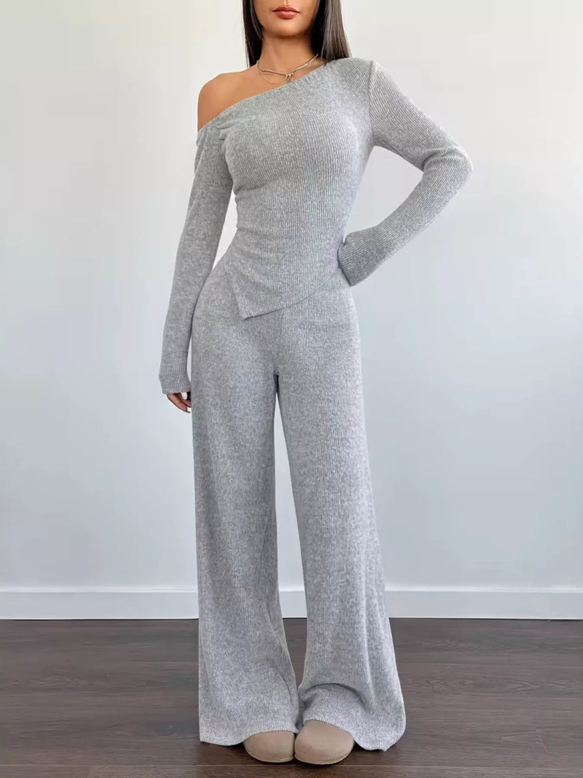 Women's clothing set – product view 7