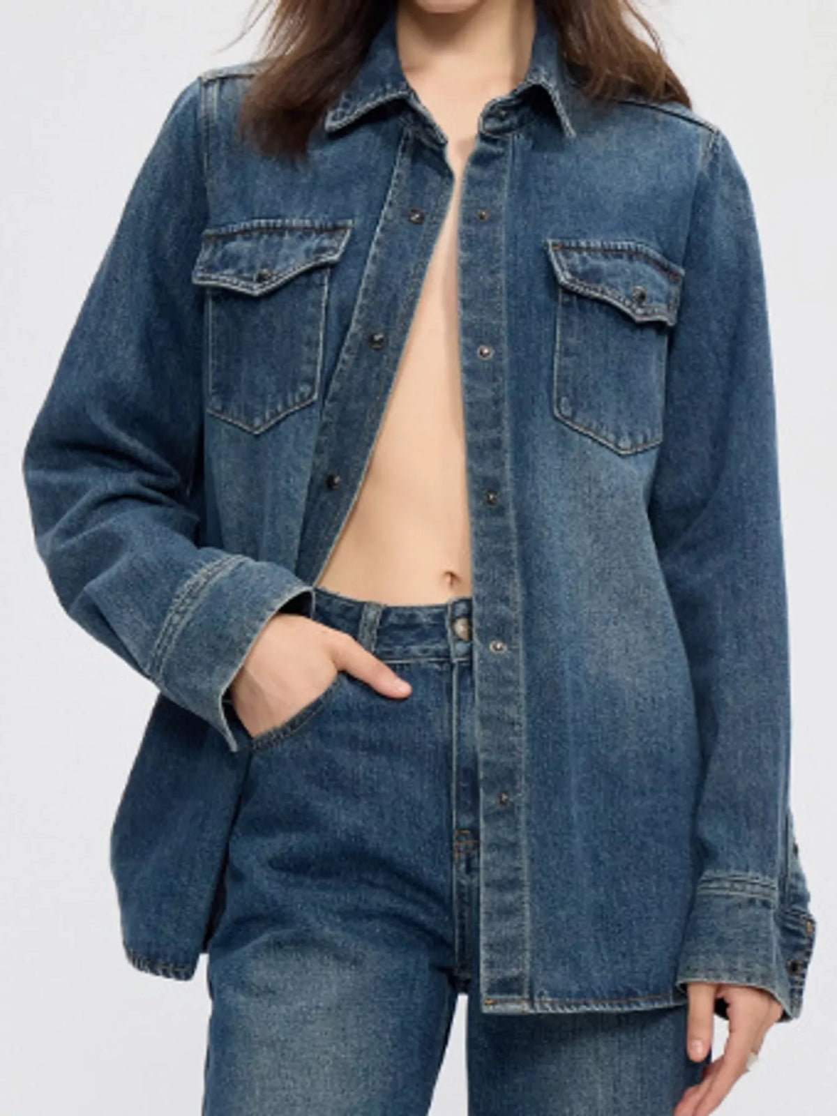 Blue snap down long-sleeve denim shirt