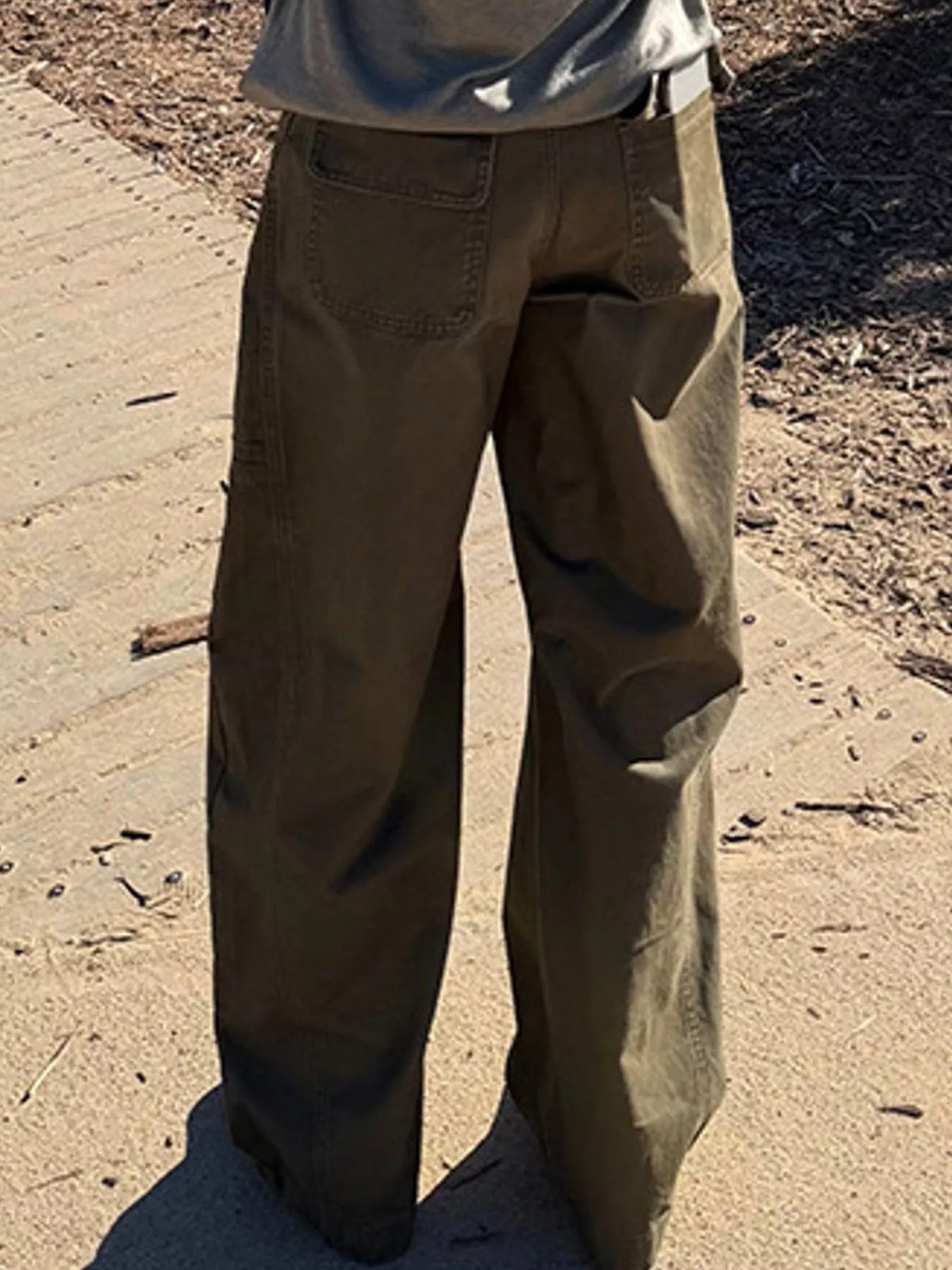 Cargo Wide-Leg Pants in olive green