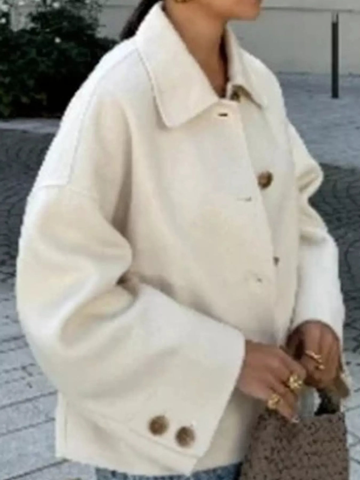 Button-up jacket, ivory angled front
