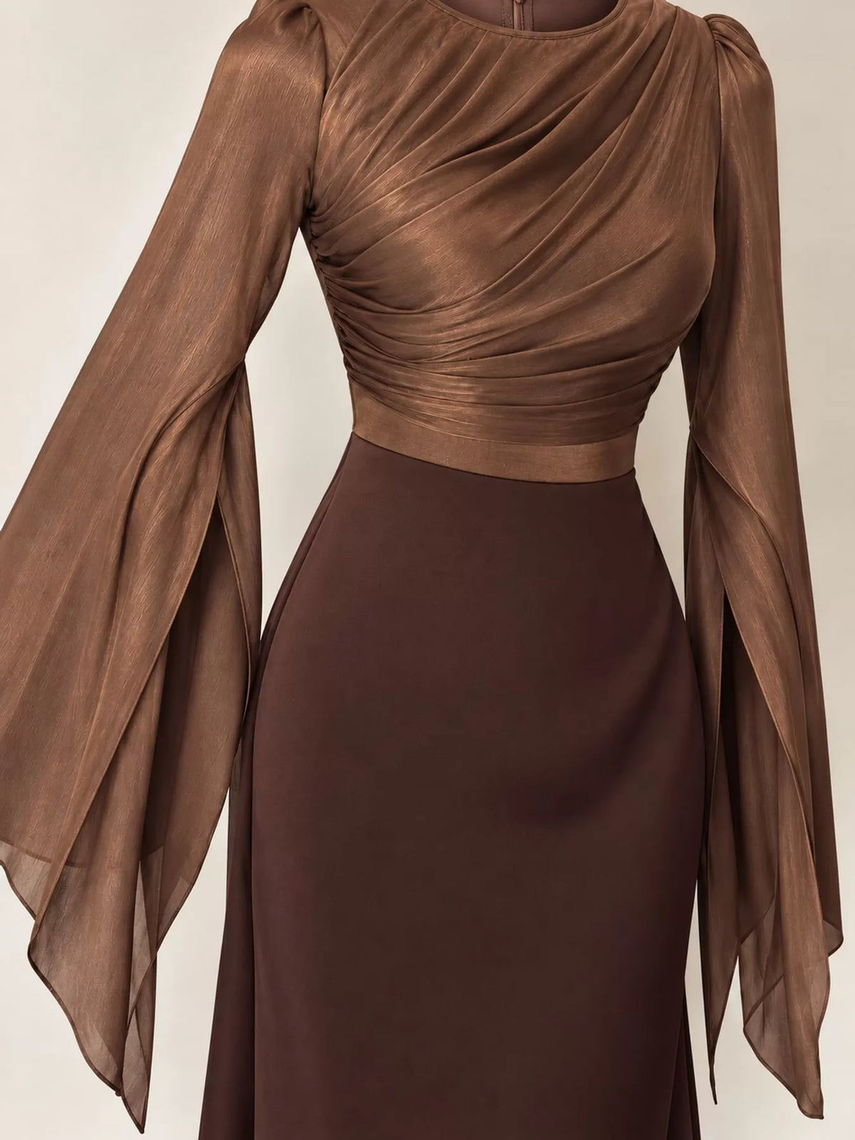Round Neck Maxi Dress — construction details