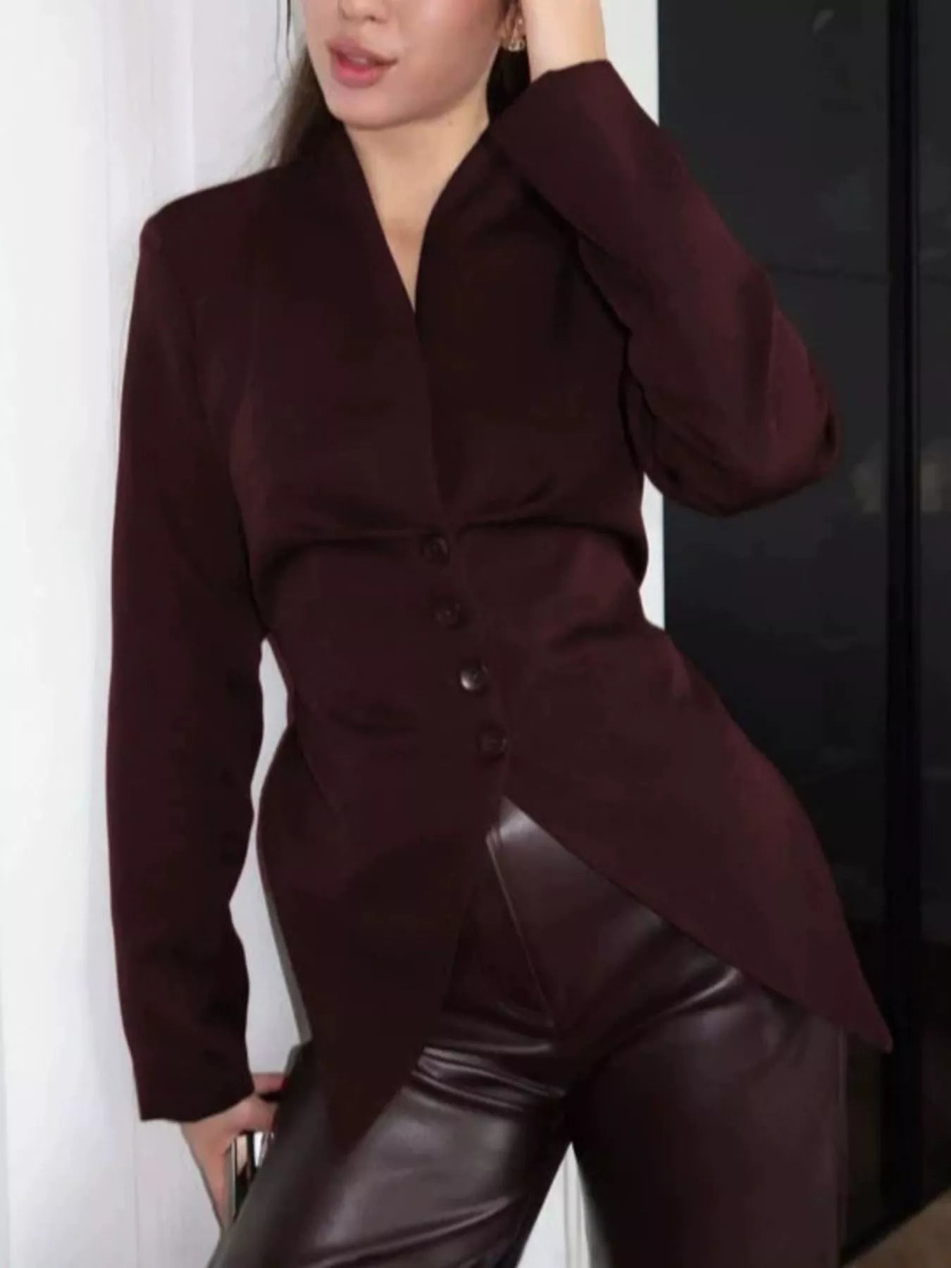 Trendsi Slim-Fit Asymmetric Hem Blazer -
