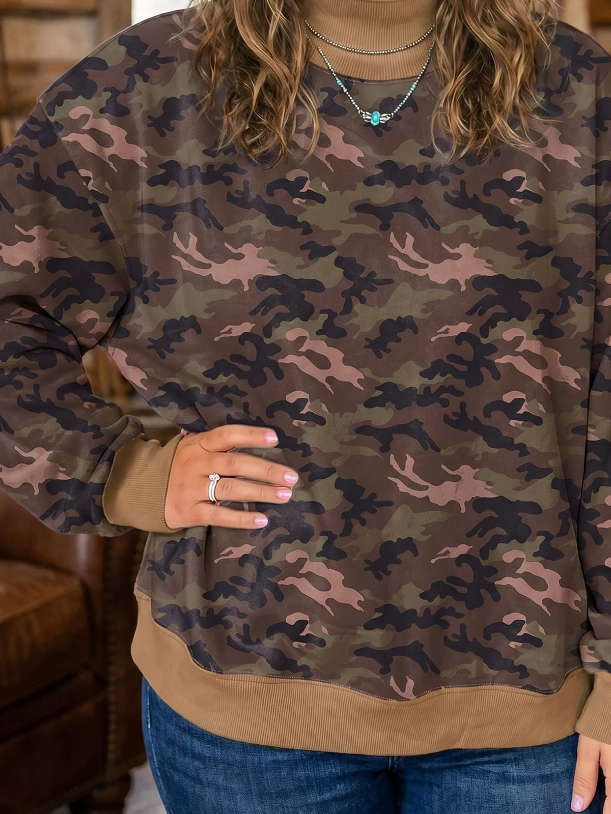 Camouflage sweatshirt, camouflage angled front