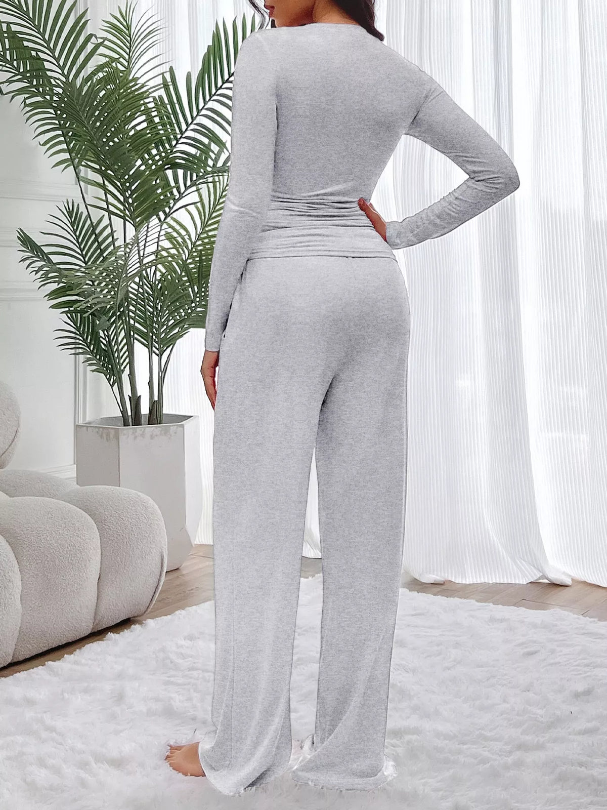 Wide-leg top and pants set, back view