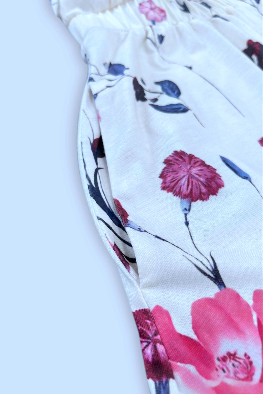 Women's apparel – product view 8