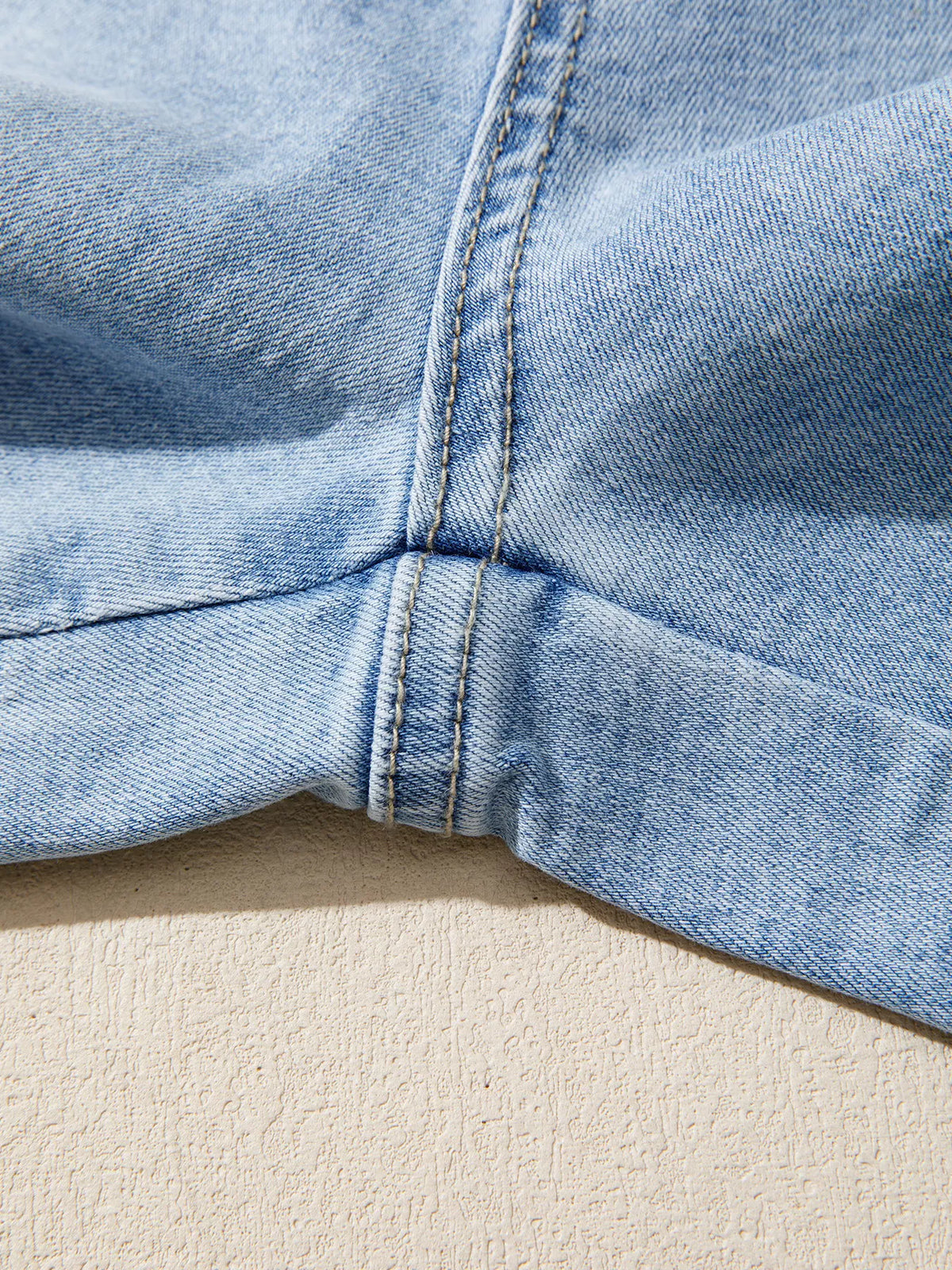 Cuffed Wide-Leg Jeans in light blue, construction detail
