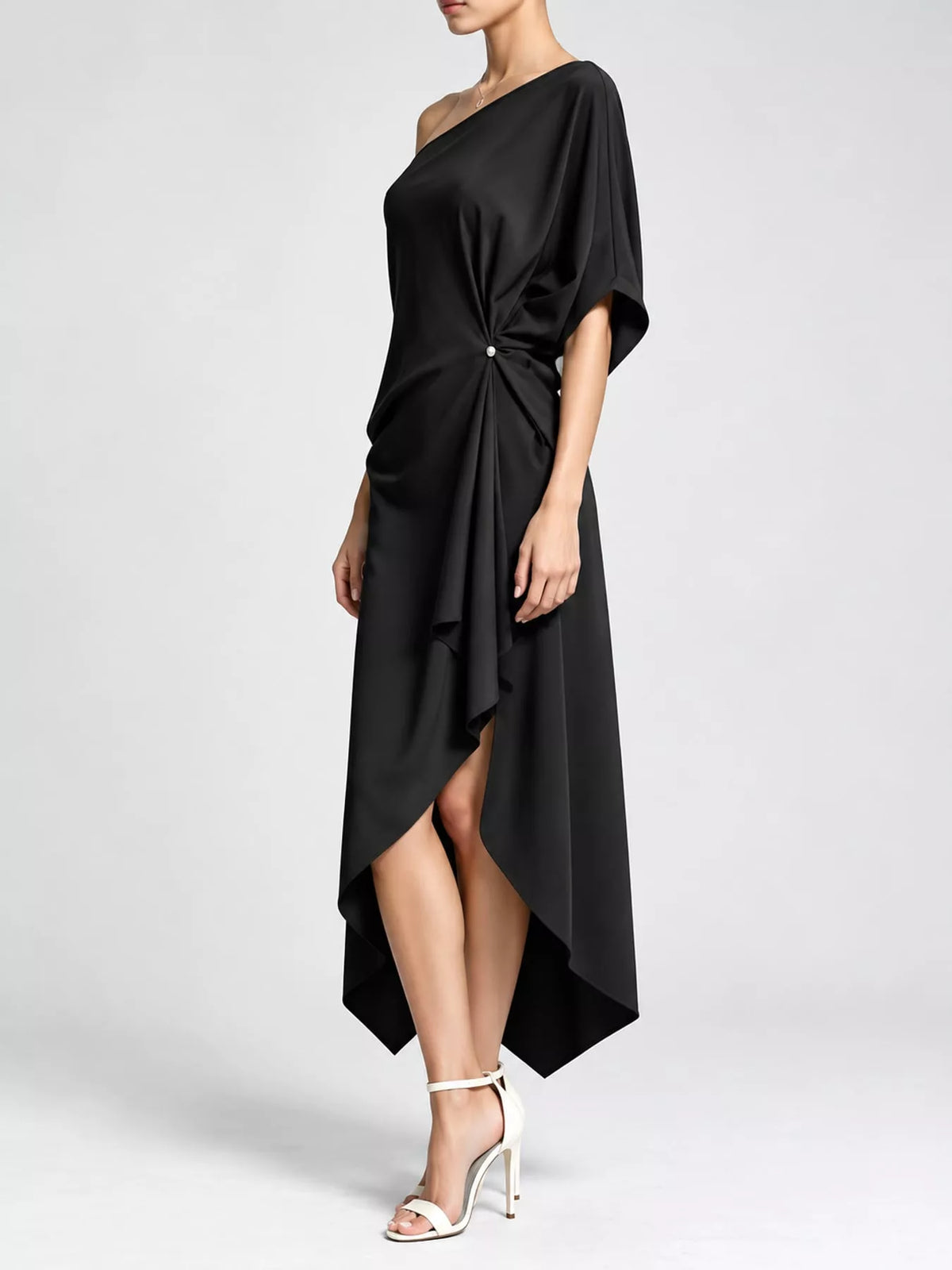 One-shoulder dress, black side
