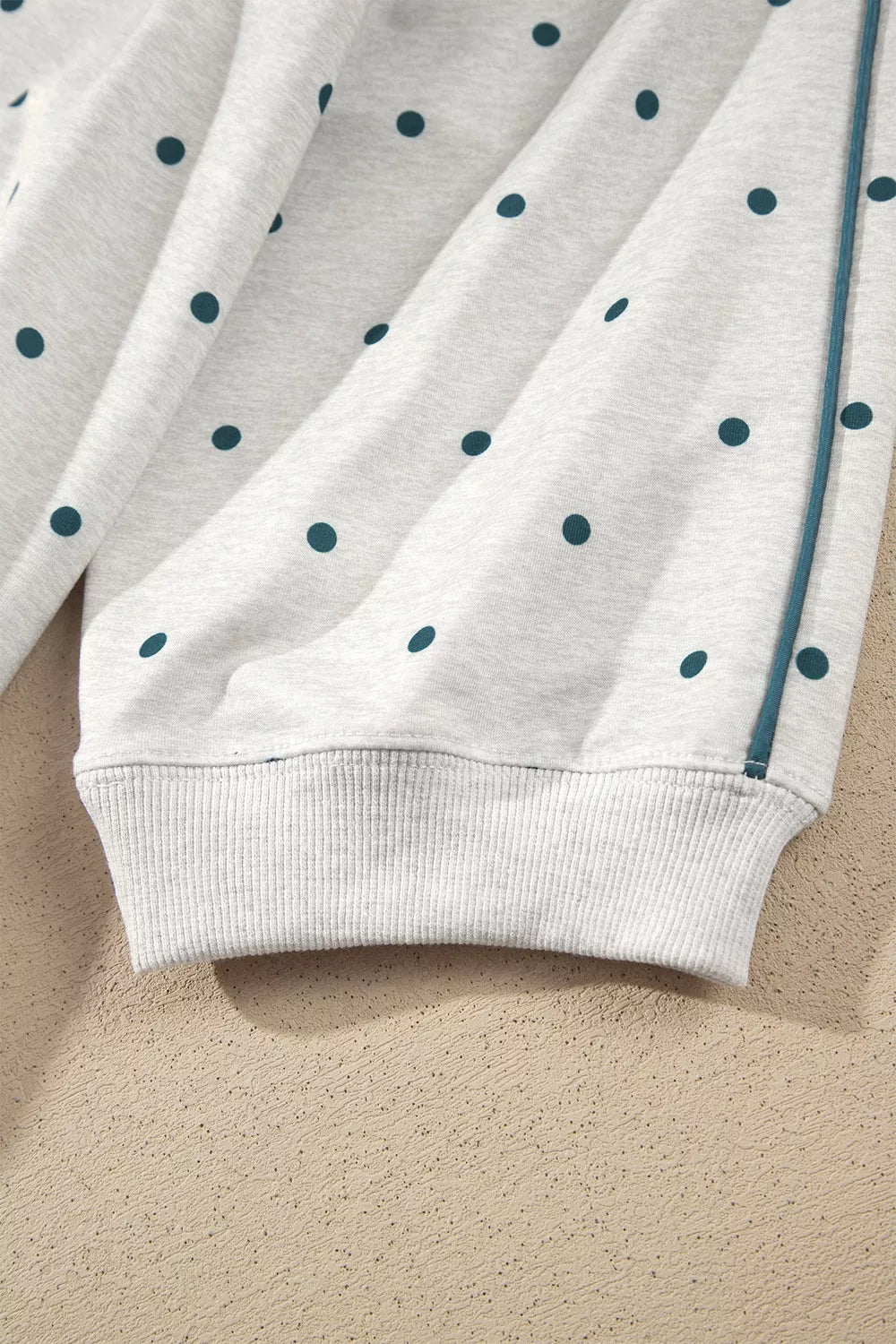 Trendsi Polka Dot Print Piping Trim 3/4 Sleeve Relaxed Top -