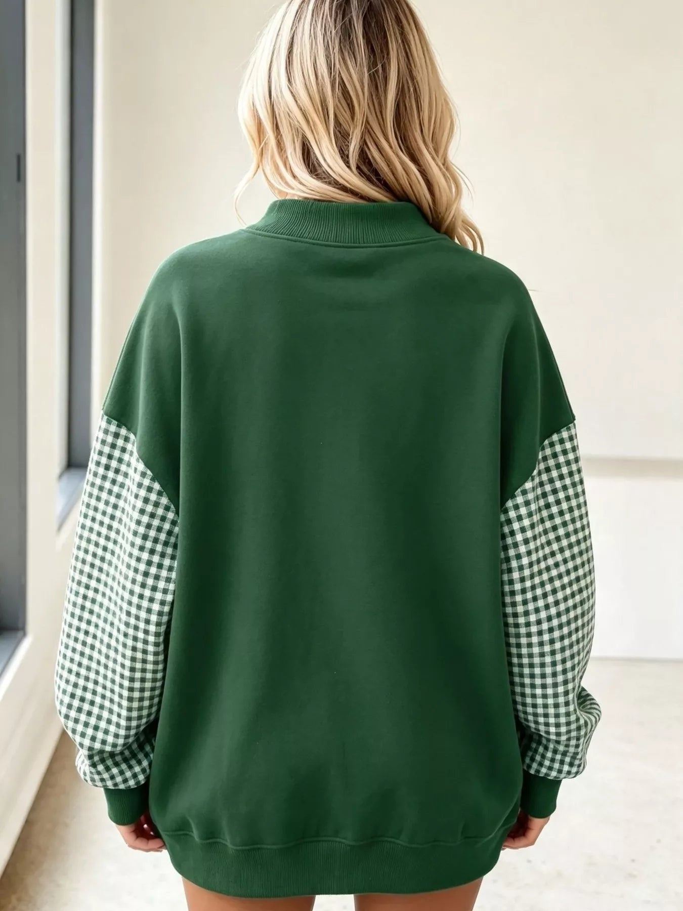 Trendsi Gingham Sleeves Round Neck Sweatshirt -