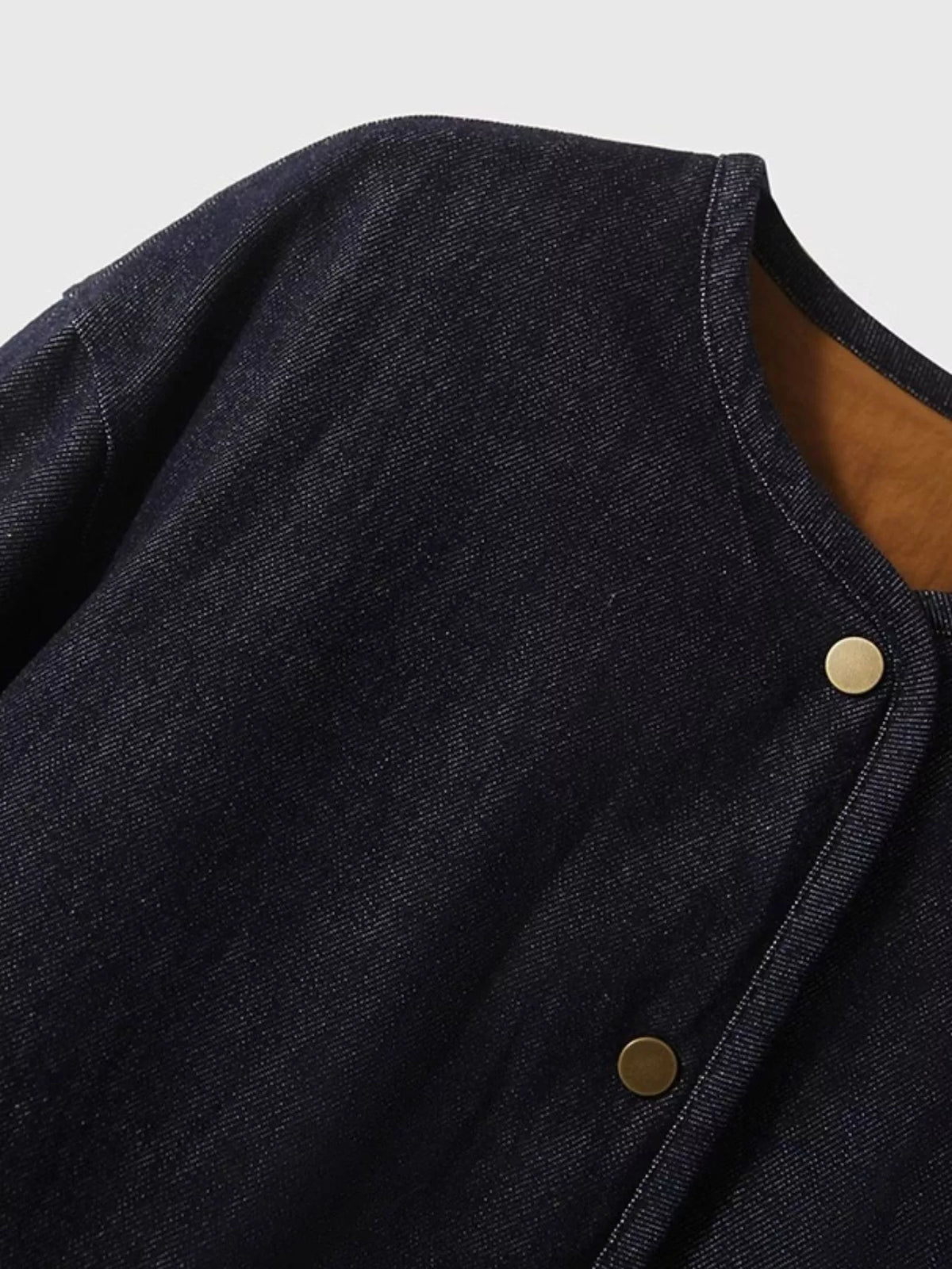Reversible Diamond-Quilted Cropped Down Jacket, shoulder detail