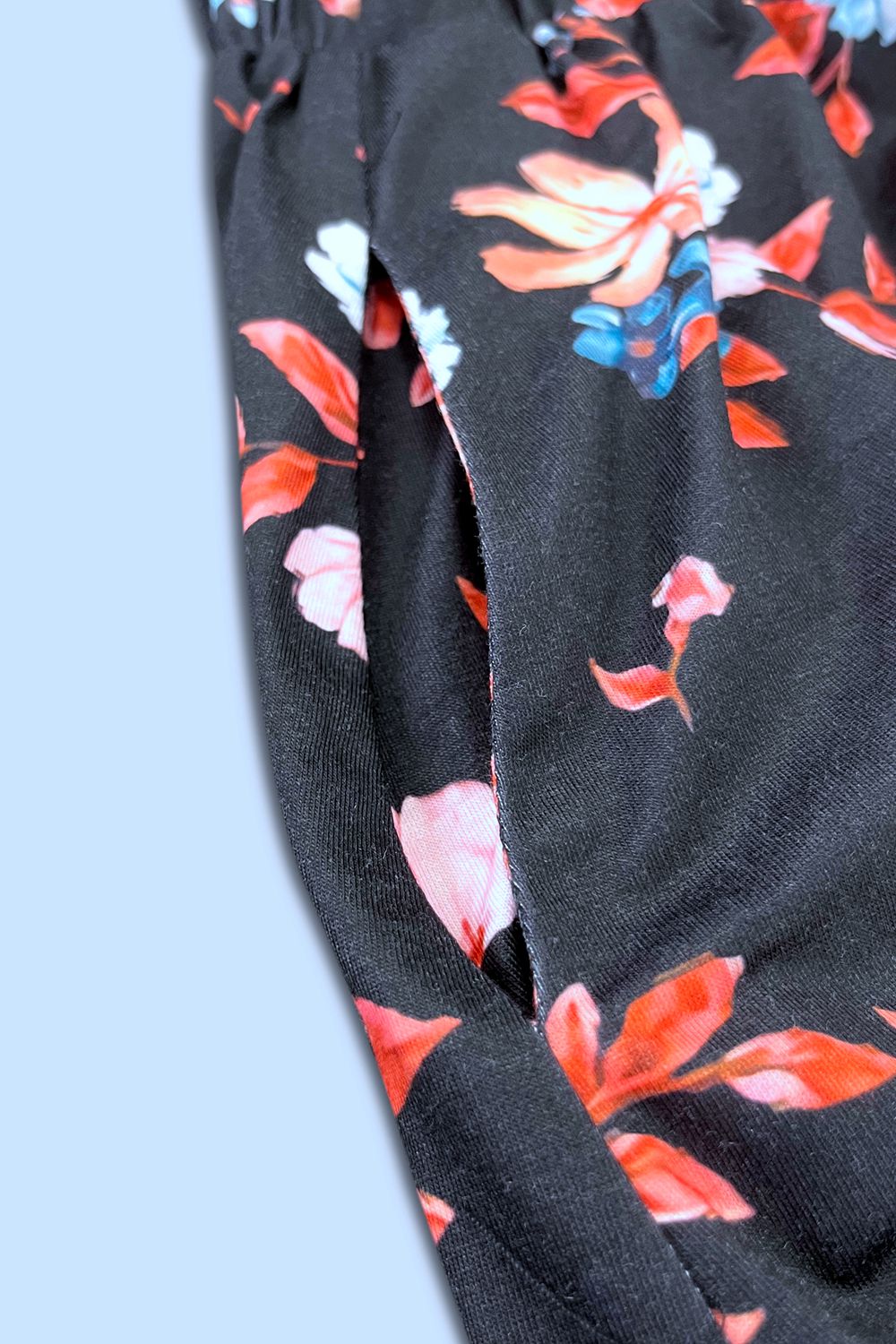 Women's apparel – product view 21