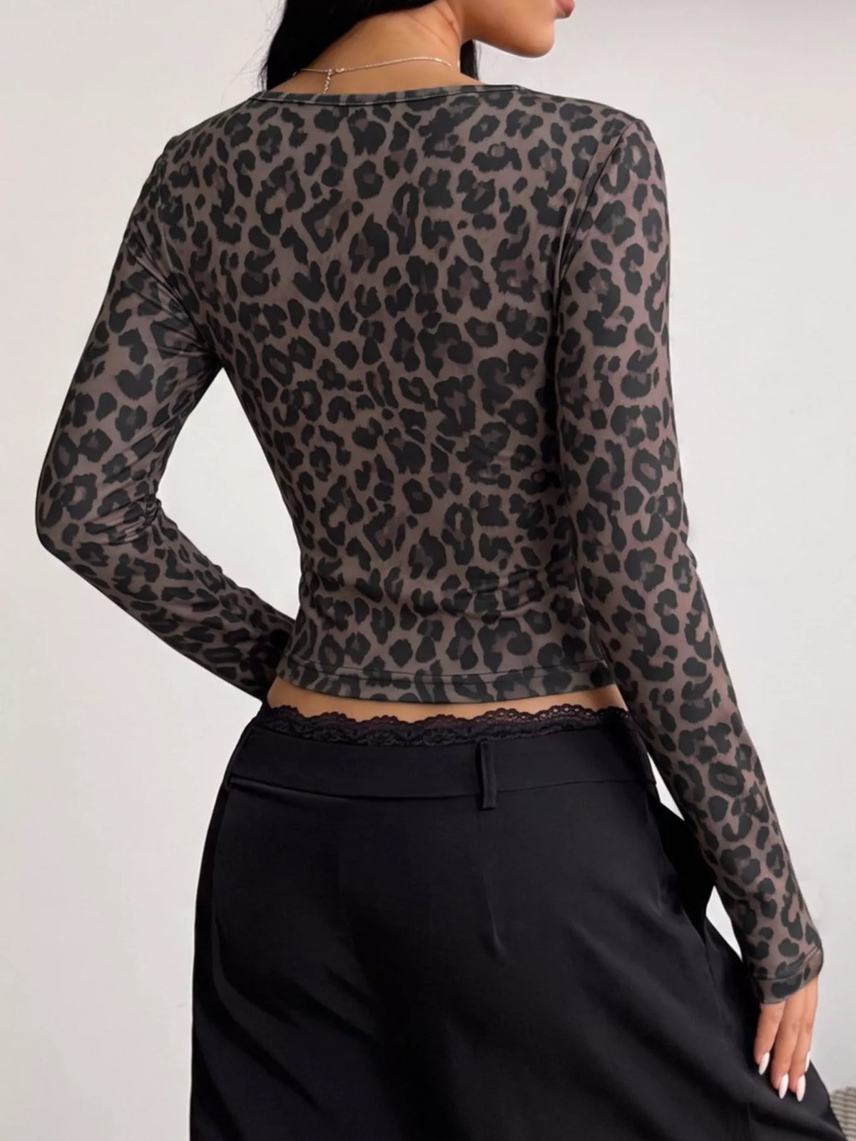 Women's leopard V-neck long sleeve T-shirt