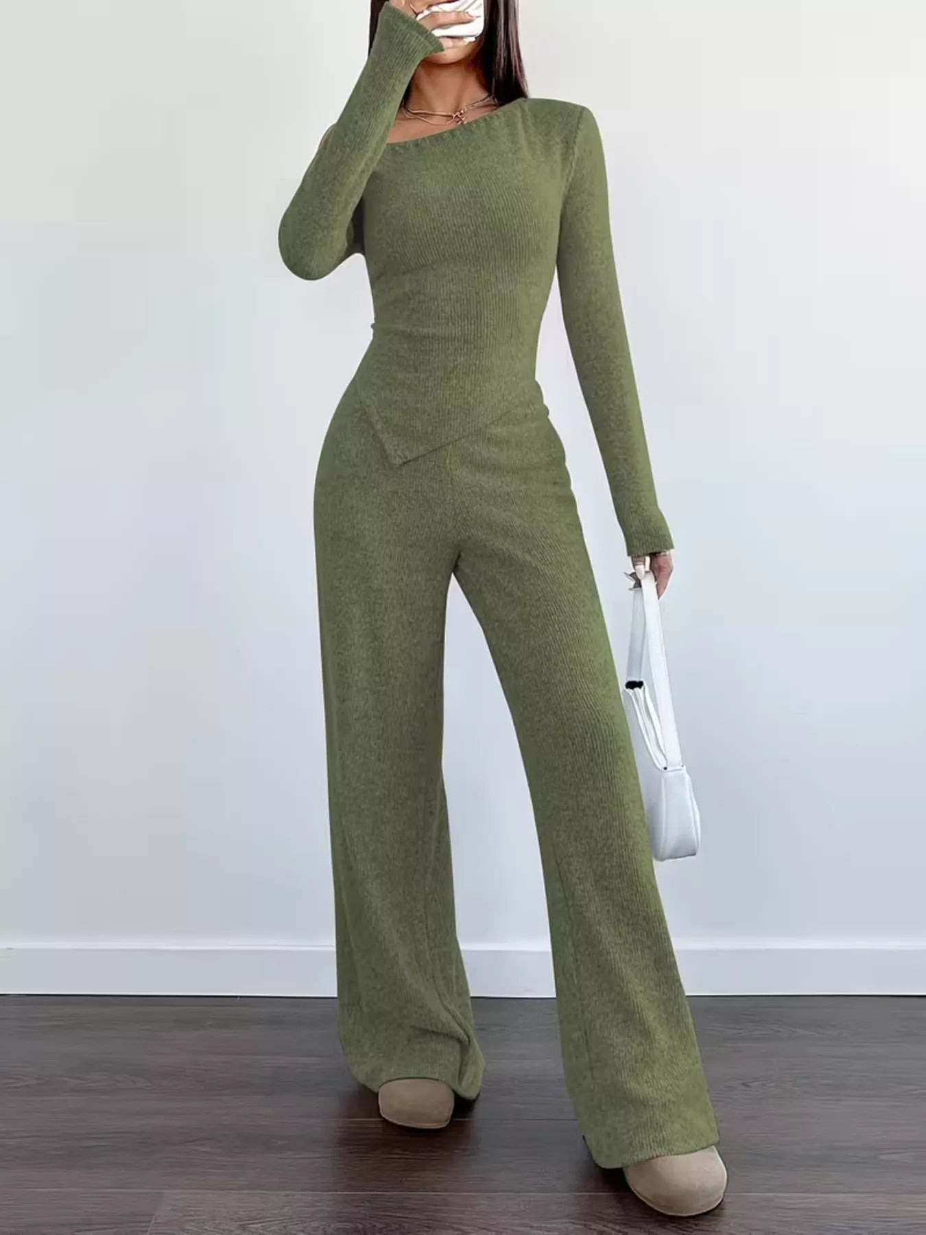 Women's clothing set – product view 5