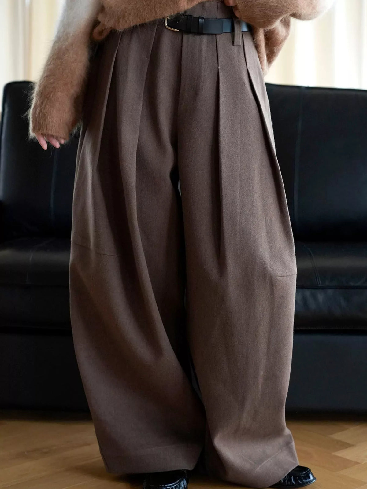 Pleated Wide-Leg Pants in brown, front view