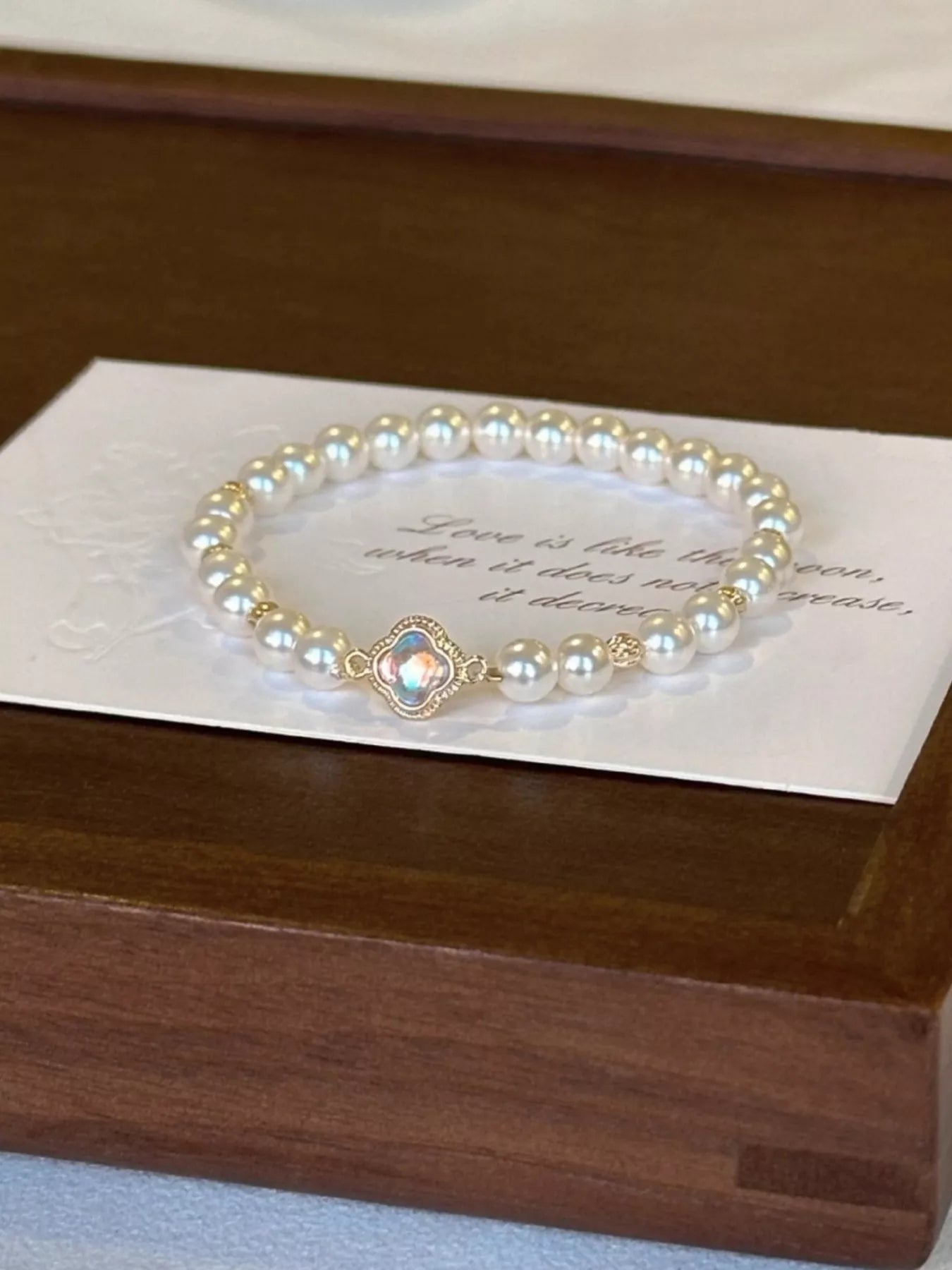 Trendsi Pearl Clover Charm Bracelet -