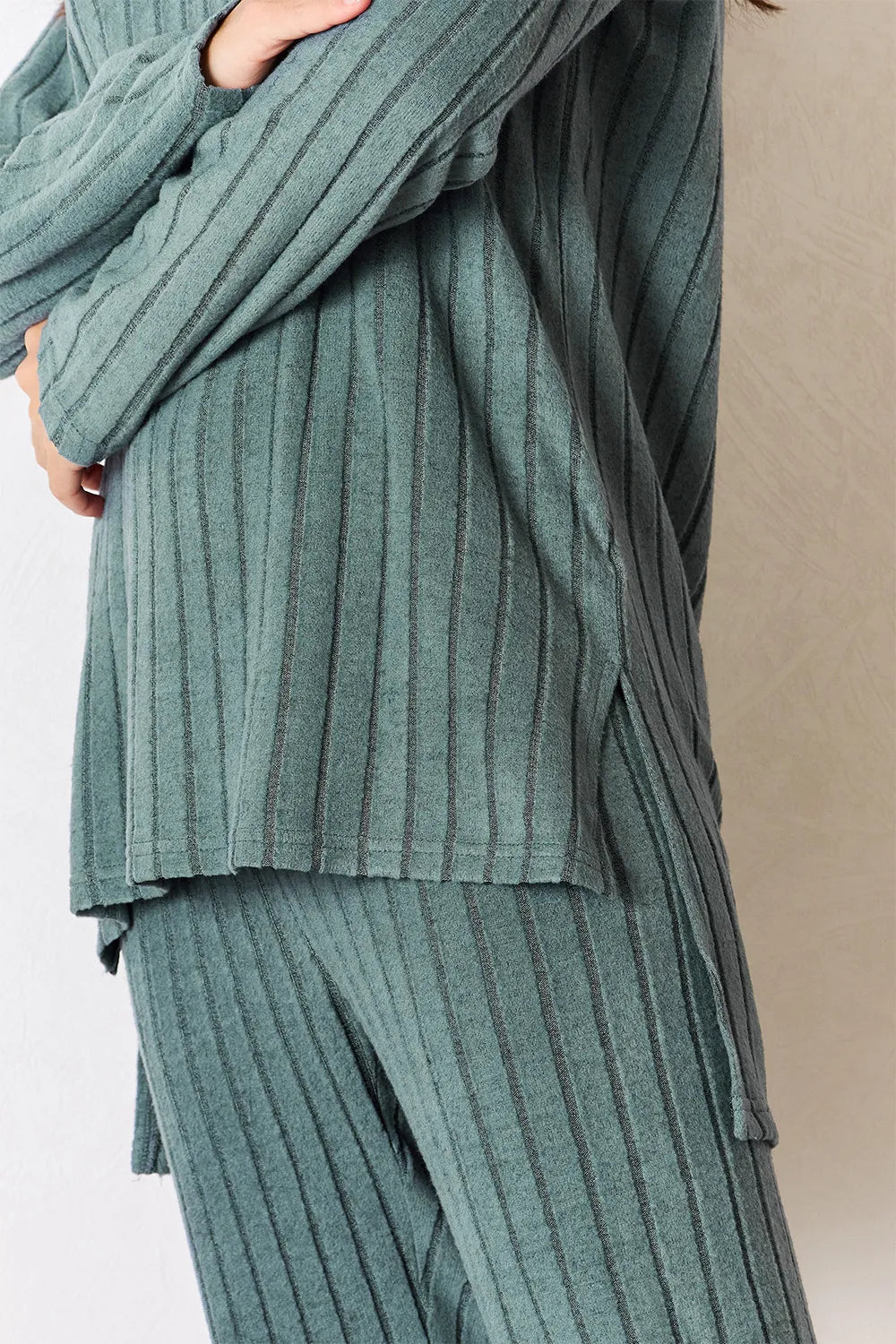 Women's clothing set – product view 10