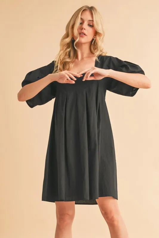 Women's apparel – product view 6