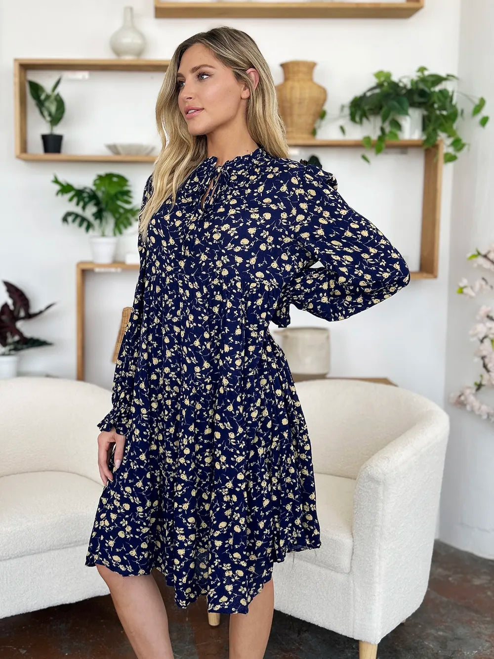 Women's apparel – product view 14