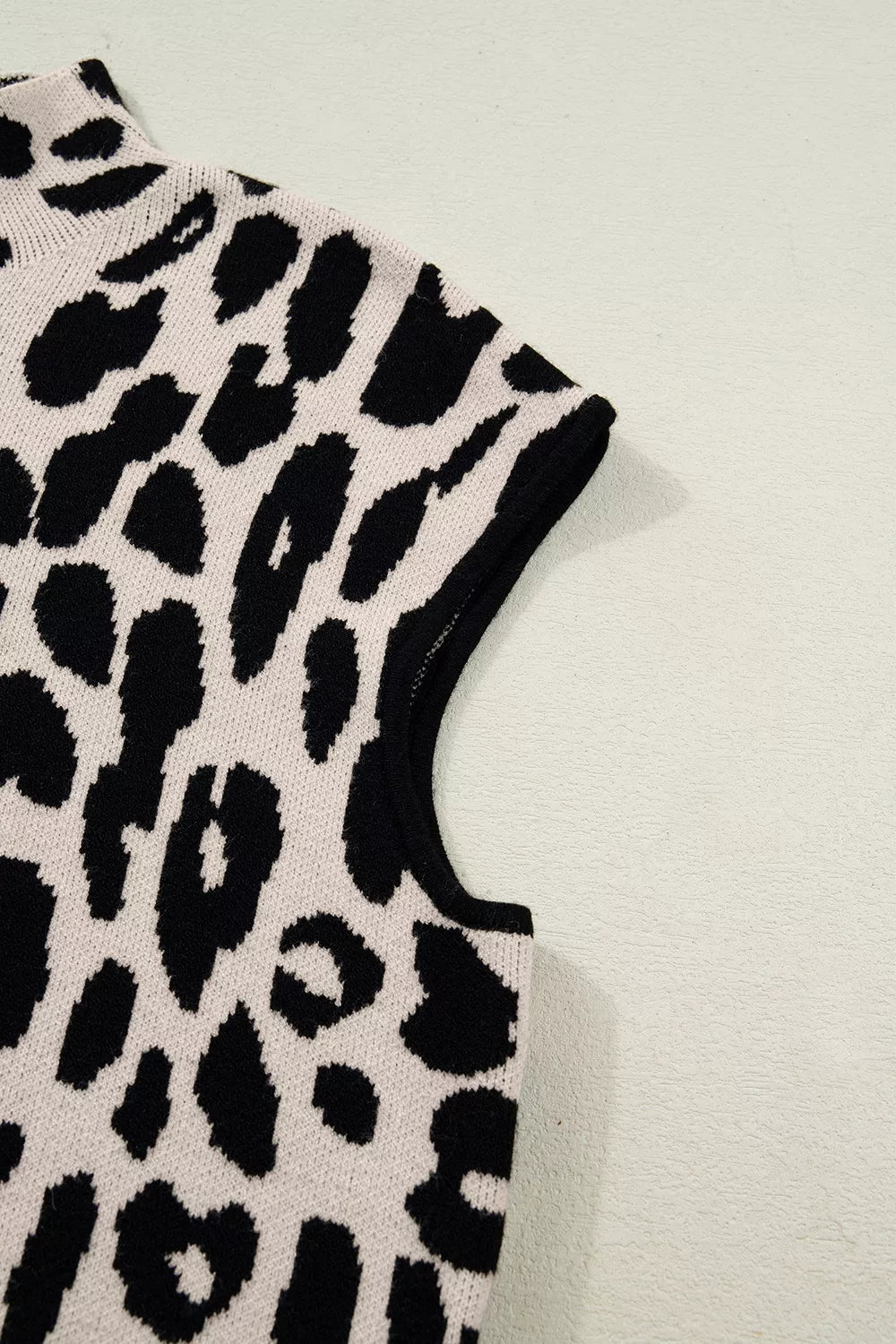 Trendsi Leopard Print High Neck Short Sleeve Sweater -