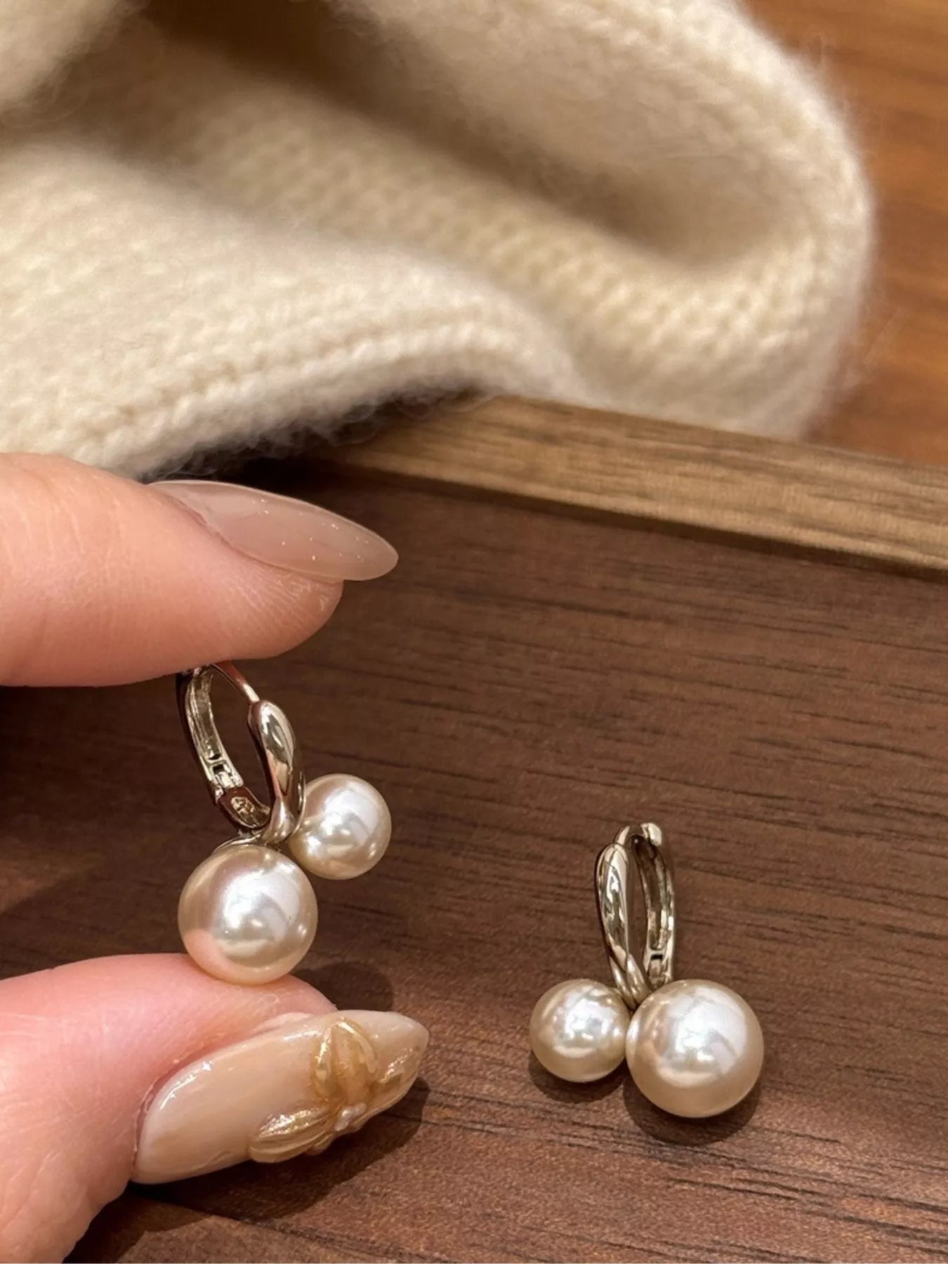 Trendsi Double Pearl Hoop Earrings -