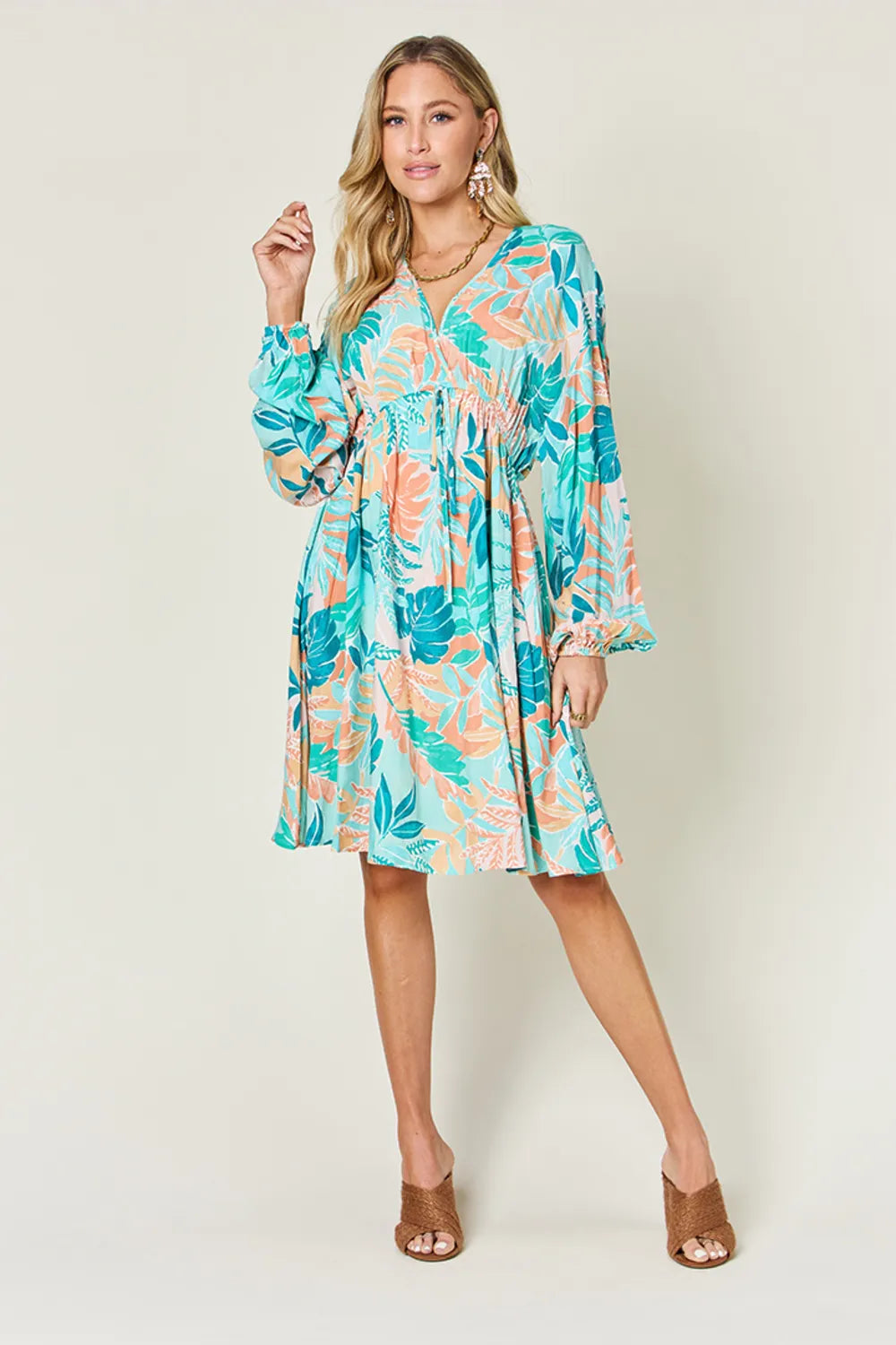 Women's apparel – product view 6