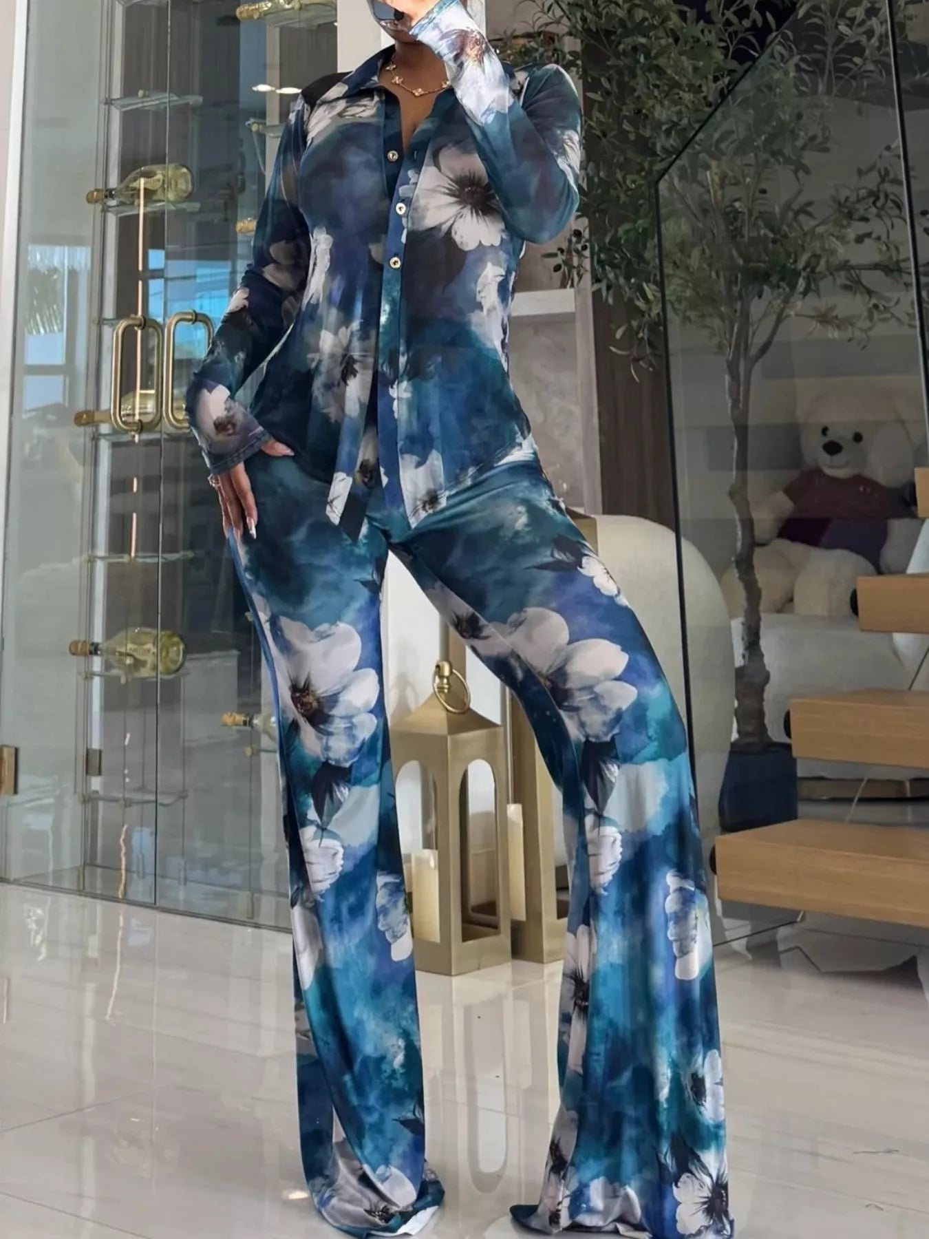 Women's clothing set – product view 7