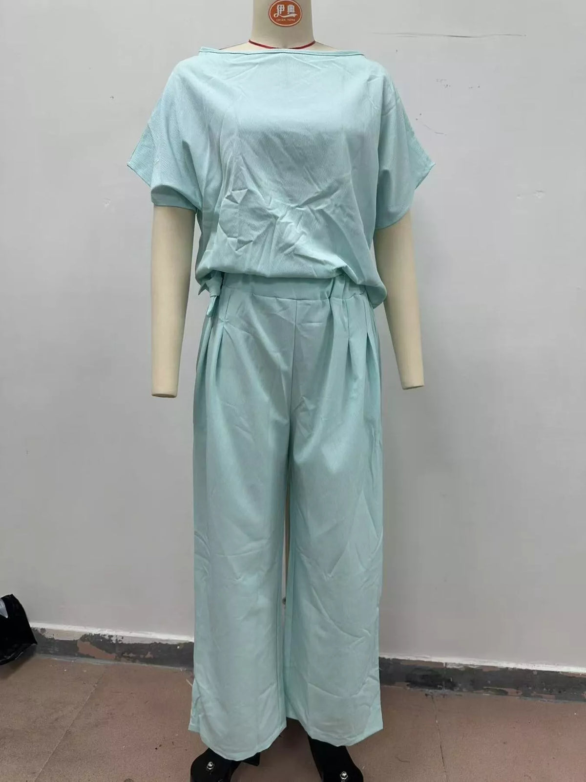 Trendsi Full Size Solid Color Top and Wide-Leg Pants Set Plus Size -