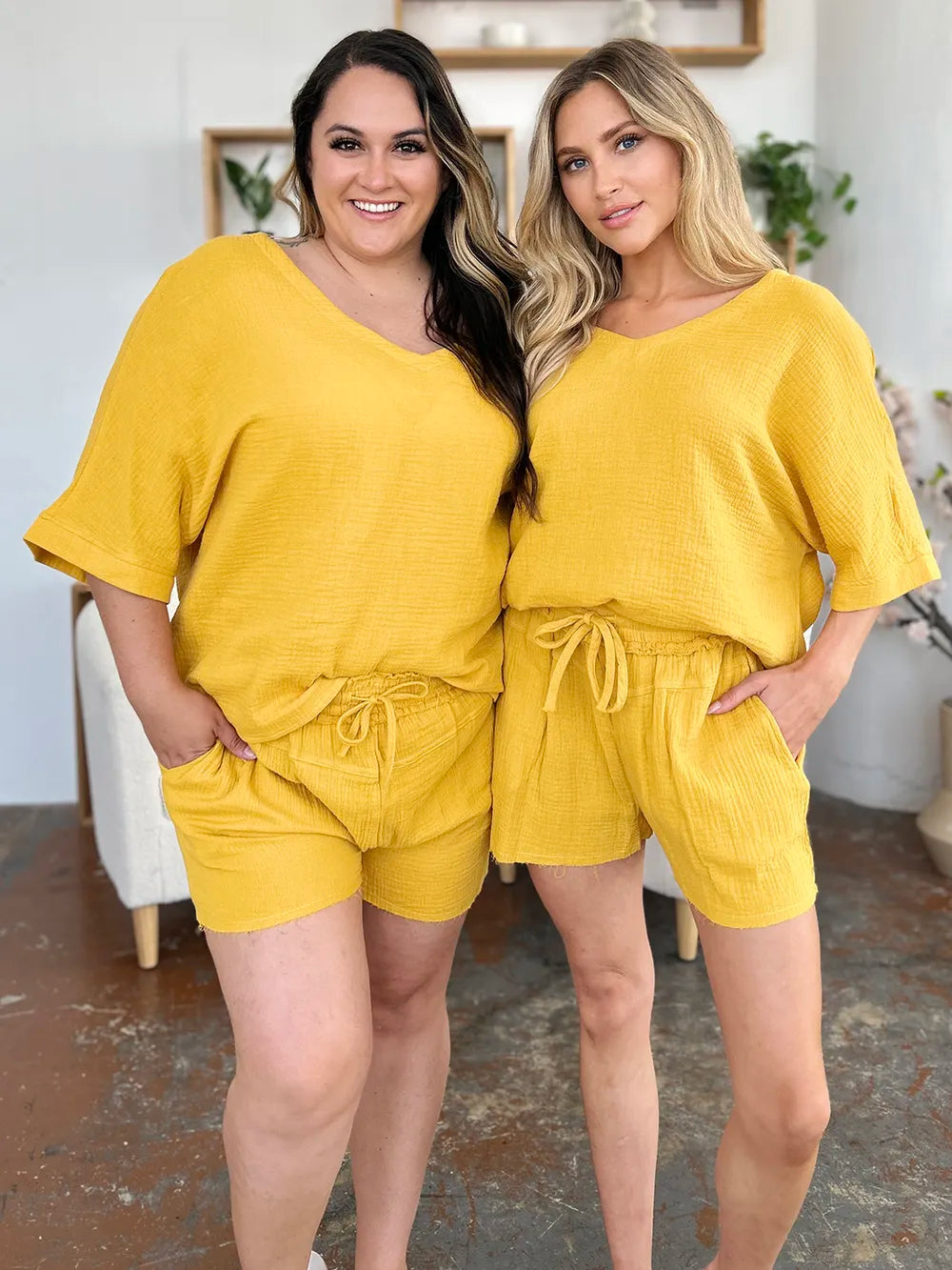 Women's clothing set – product view 5
