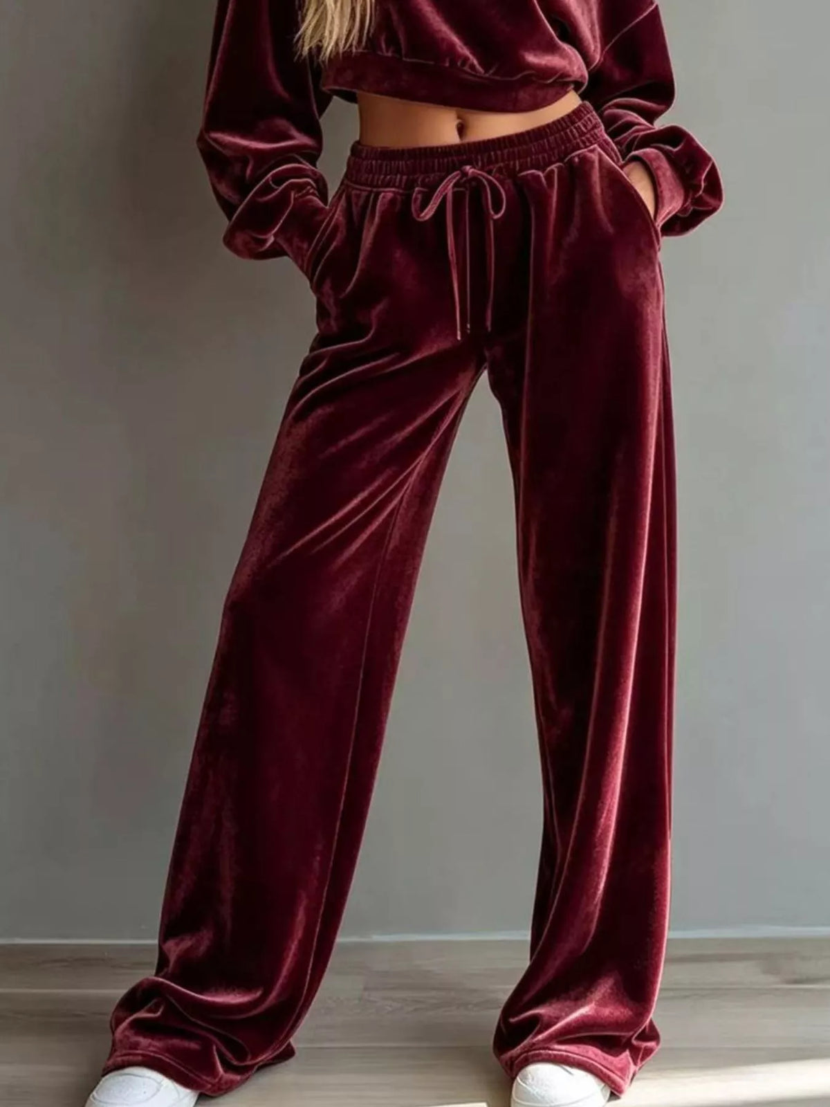 Burgundy Cropped Sweatshirt & Wide-Leg Pants Set pants detail