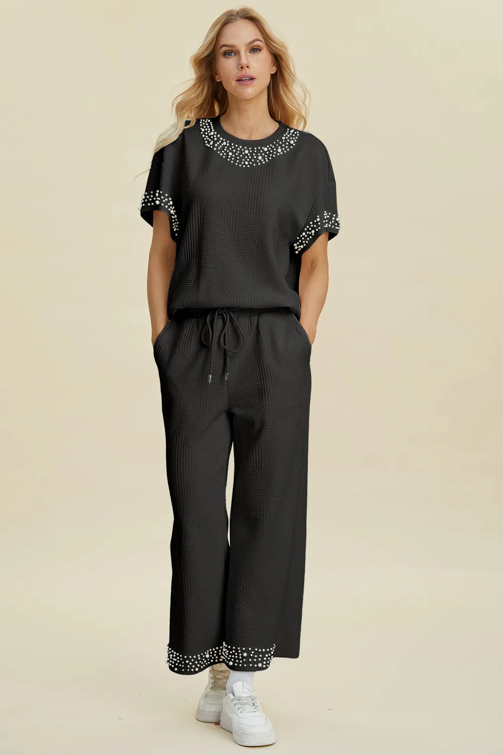 Women's clothing set – product view 2