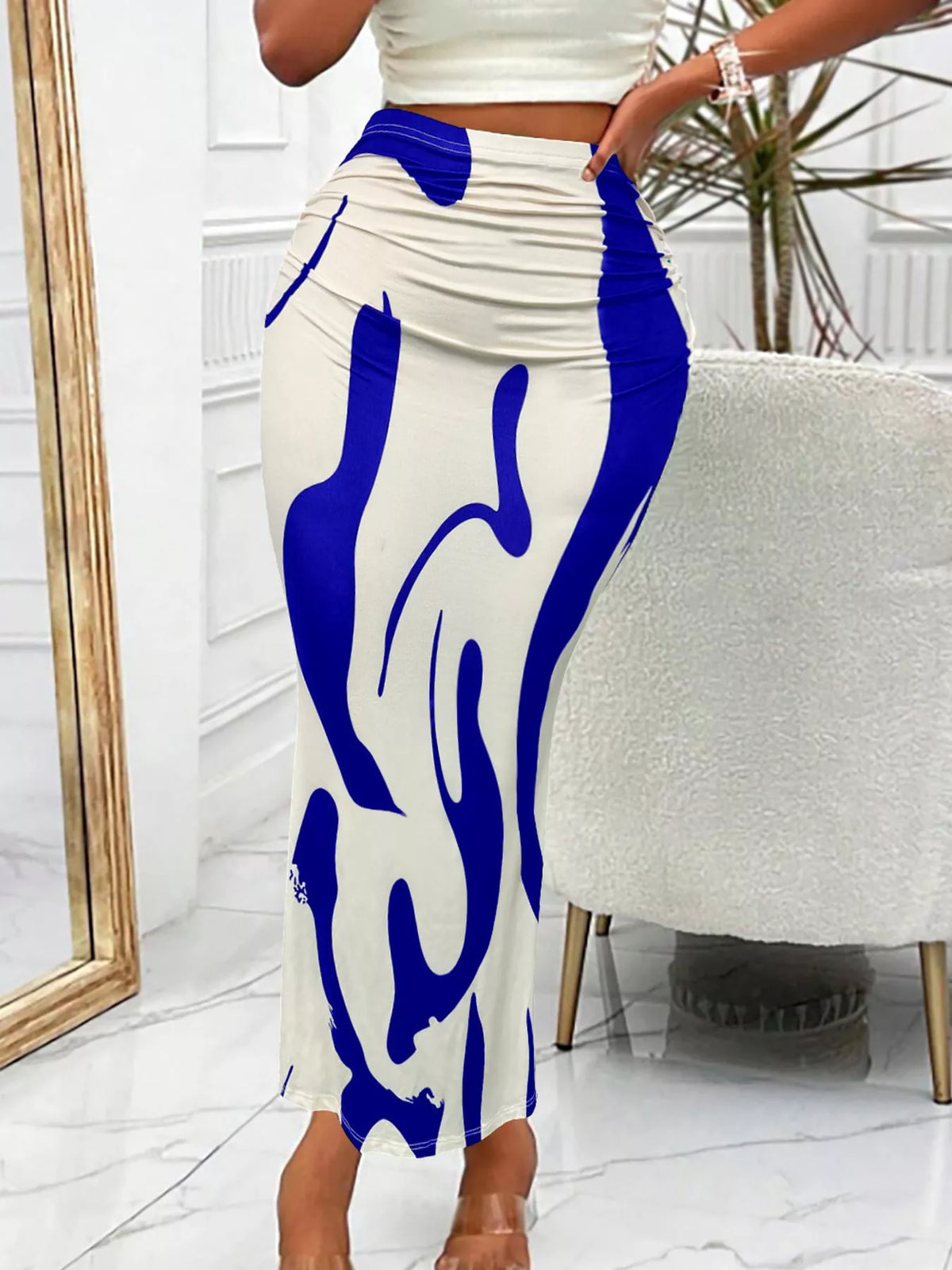 Blue high-waisted ruched printed maxi skirt