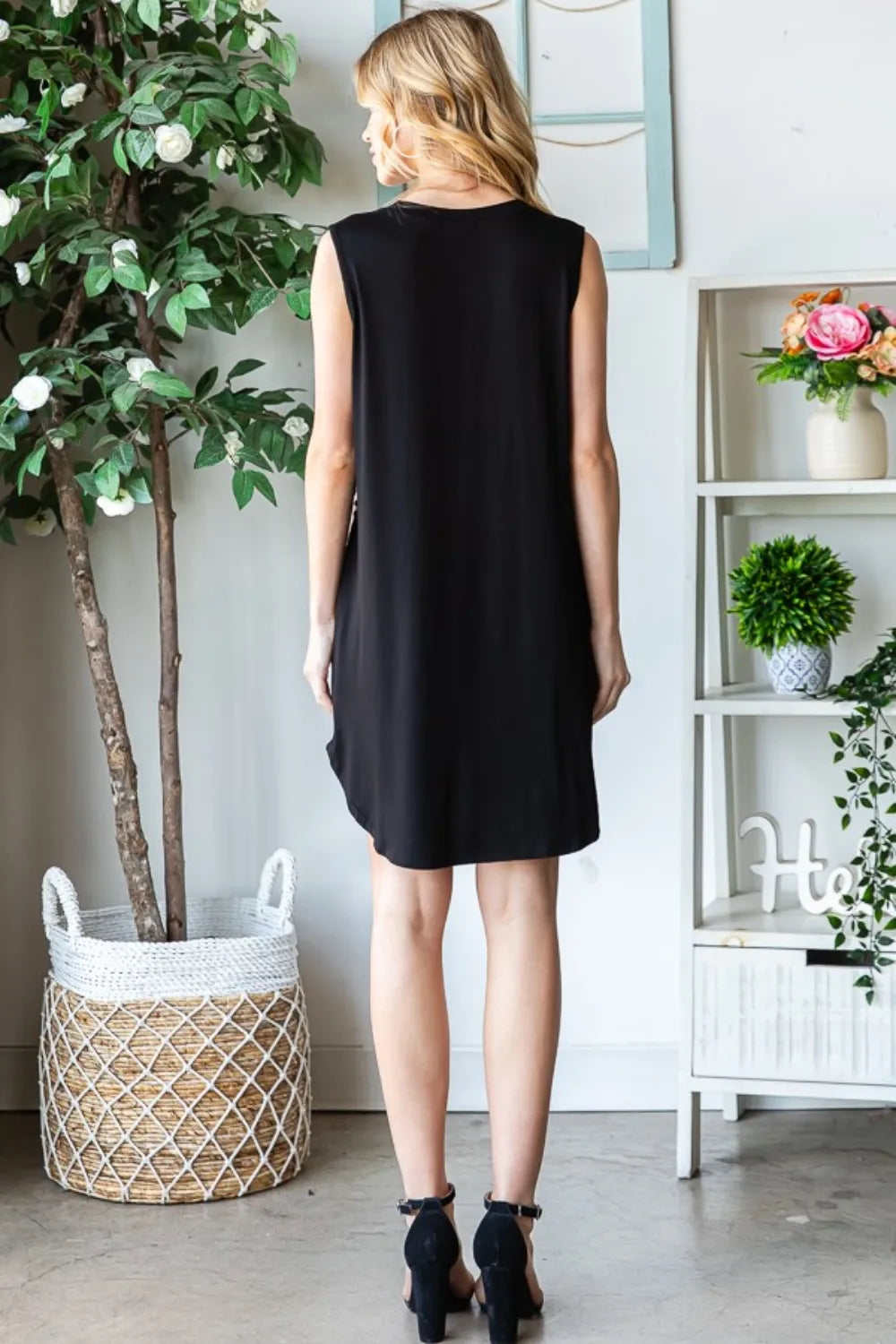 Women's apparel – product view 2