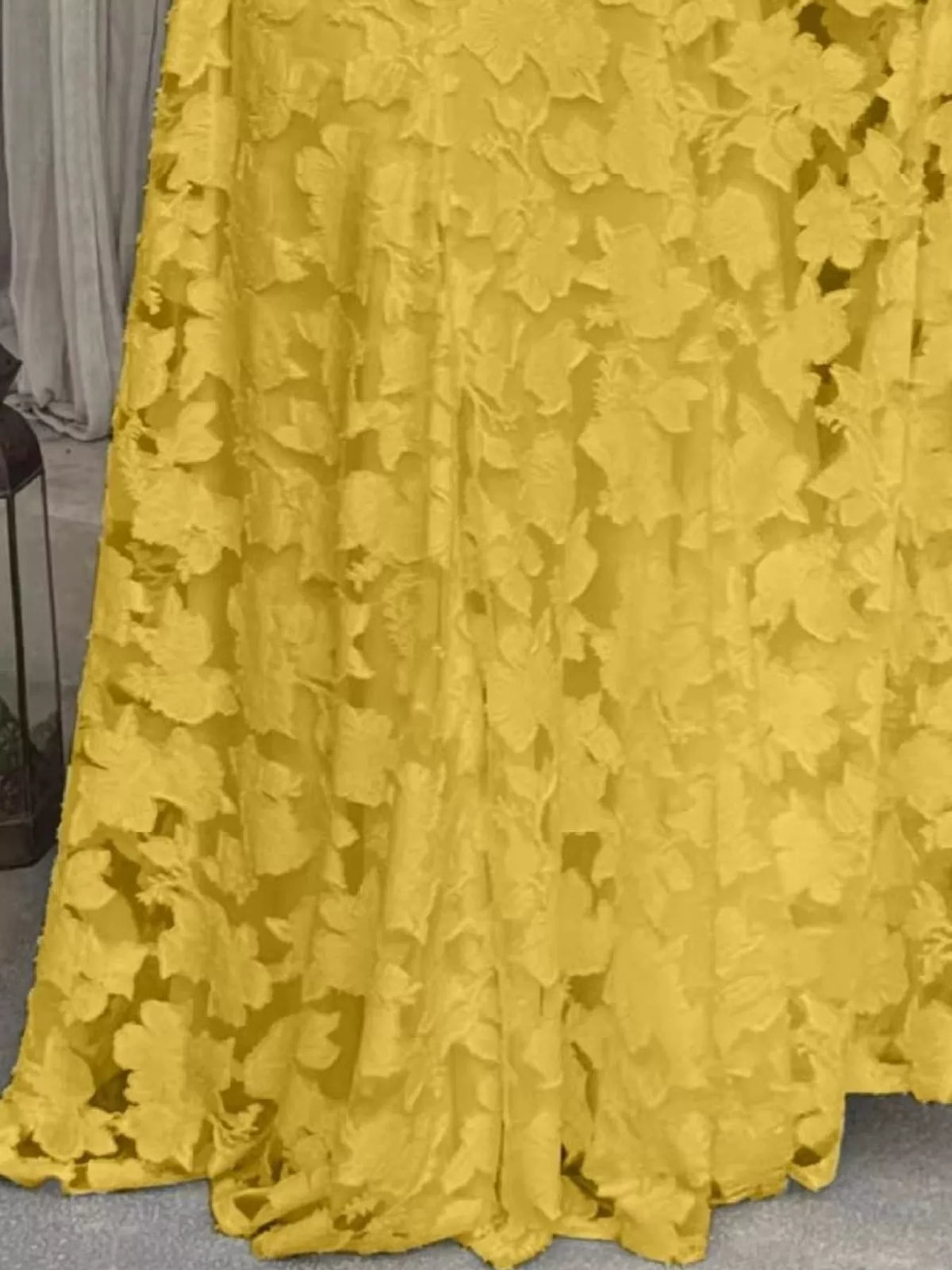 Yellow backless lace maxi dress, detail view