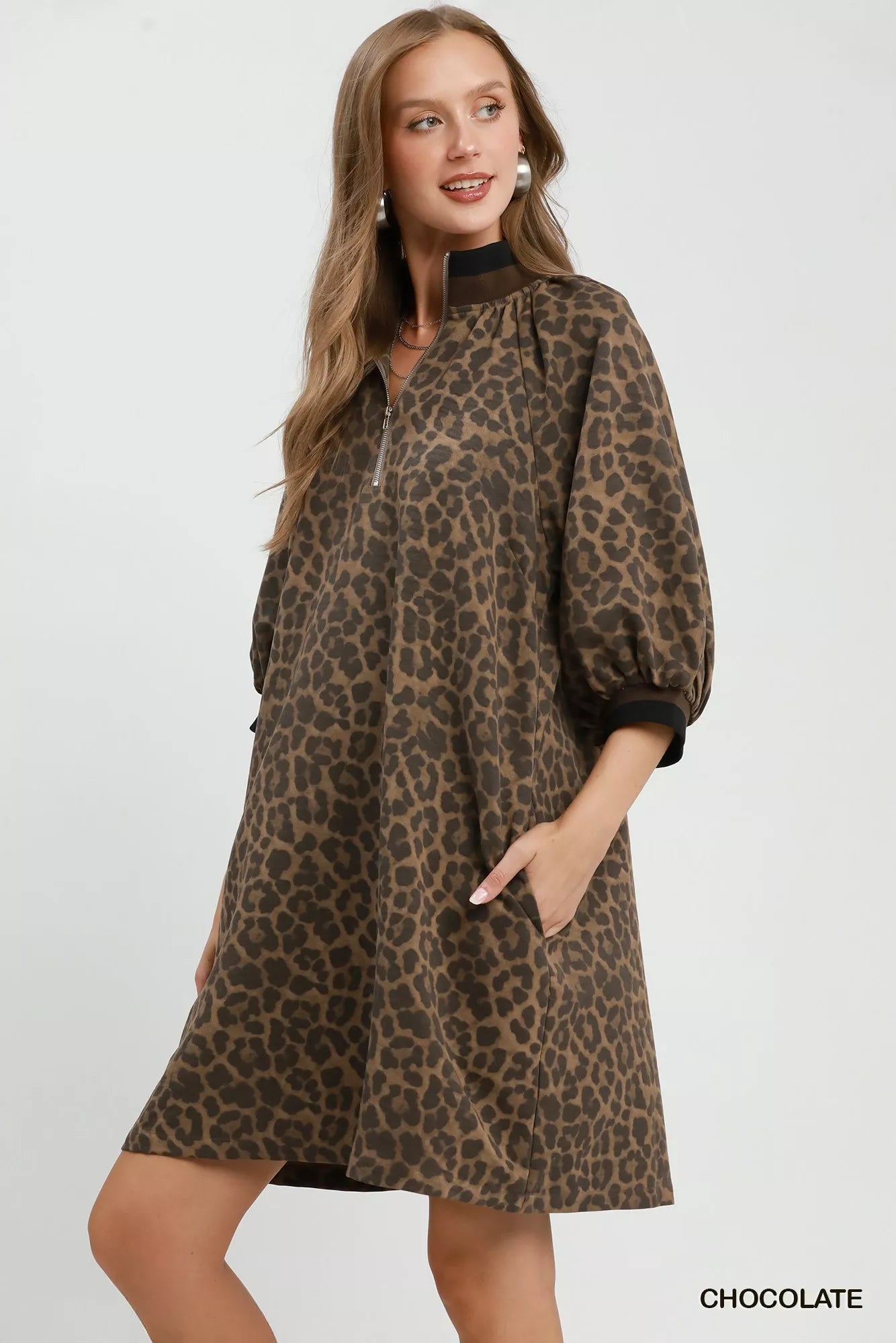 Women's apparel – product view 2