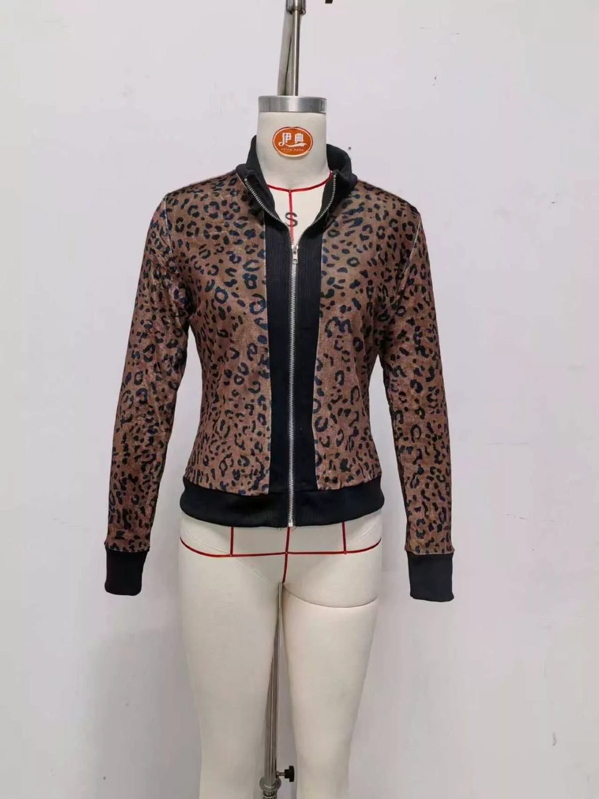 Leopard zip cardigan, brown leopard mannequin front