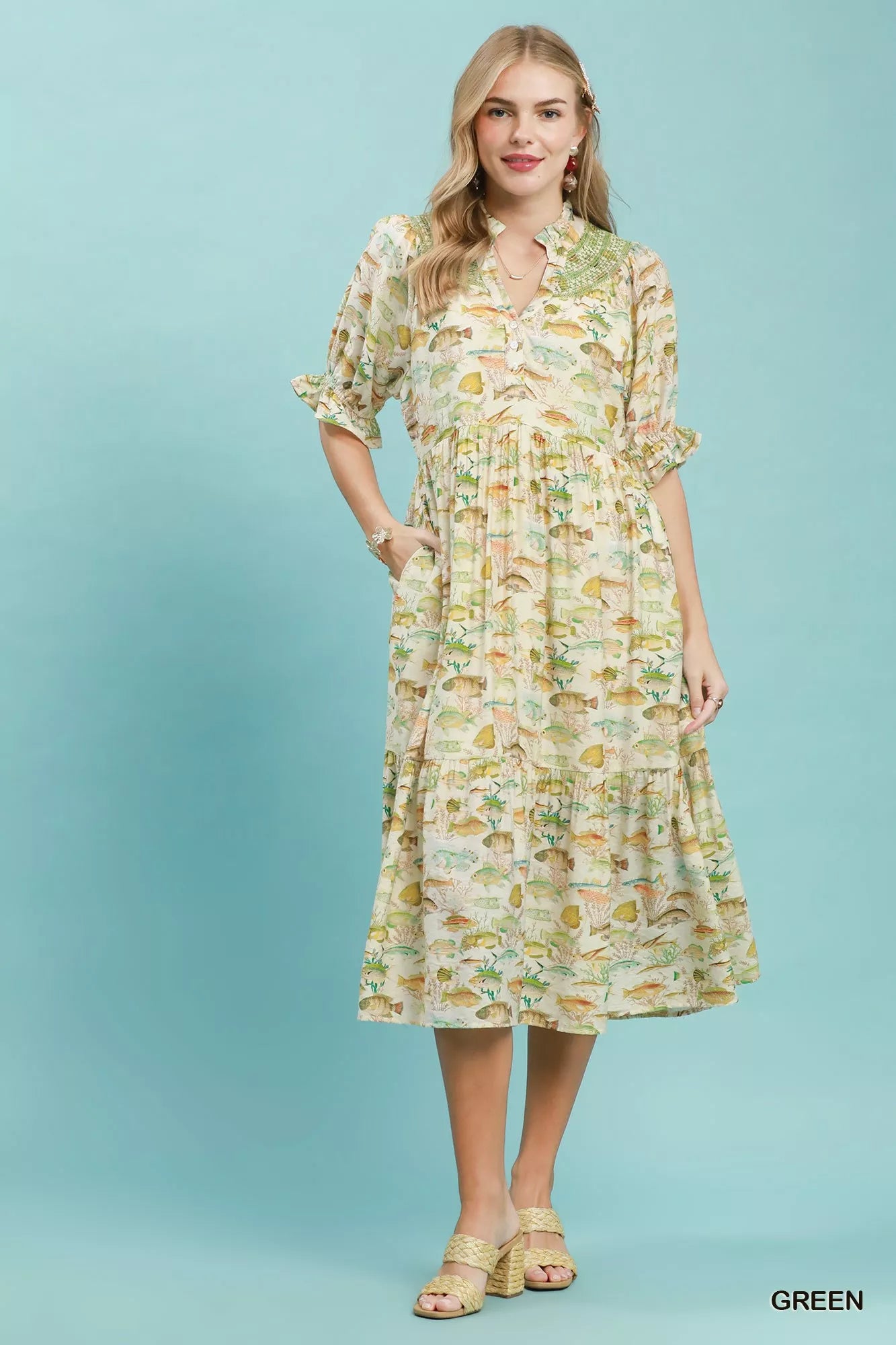 Women's apparel – product view 4