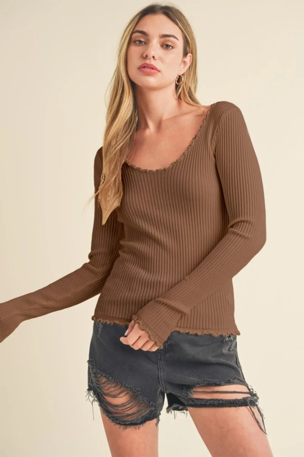 Women's top – product view 2