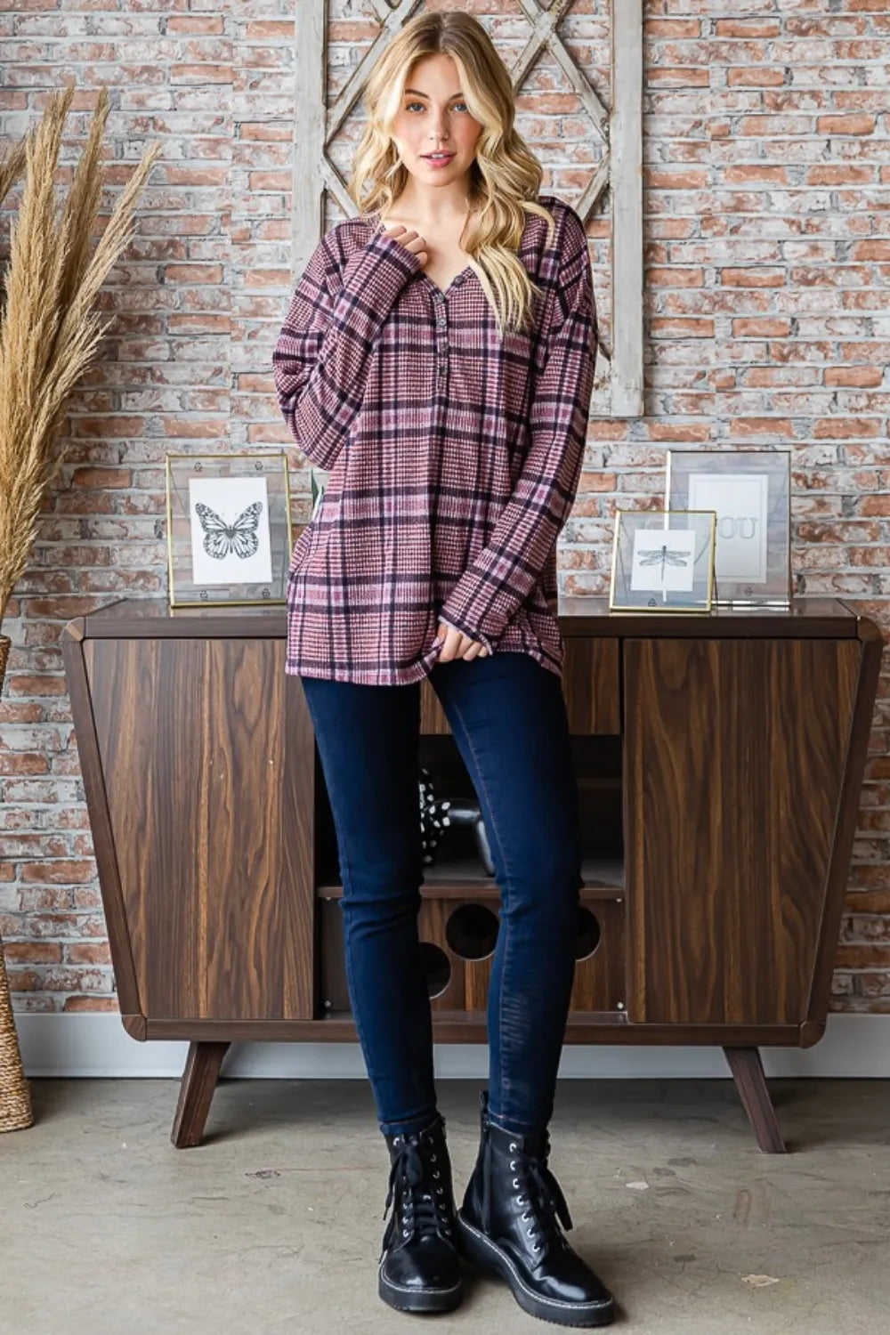 Women's apparel – product view 6