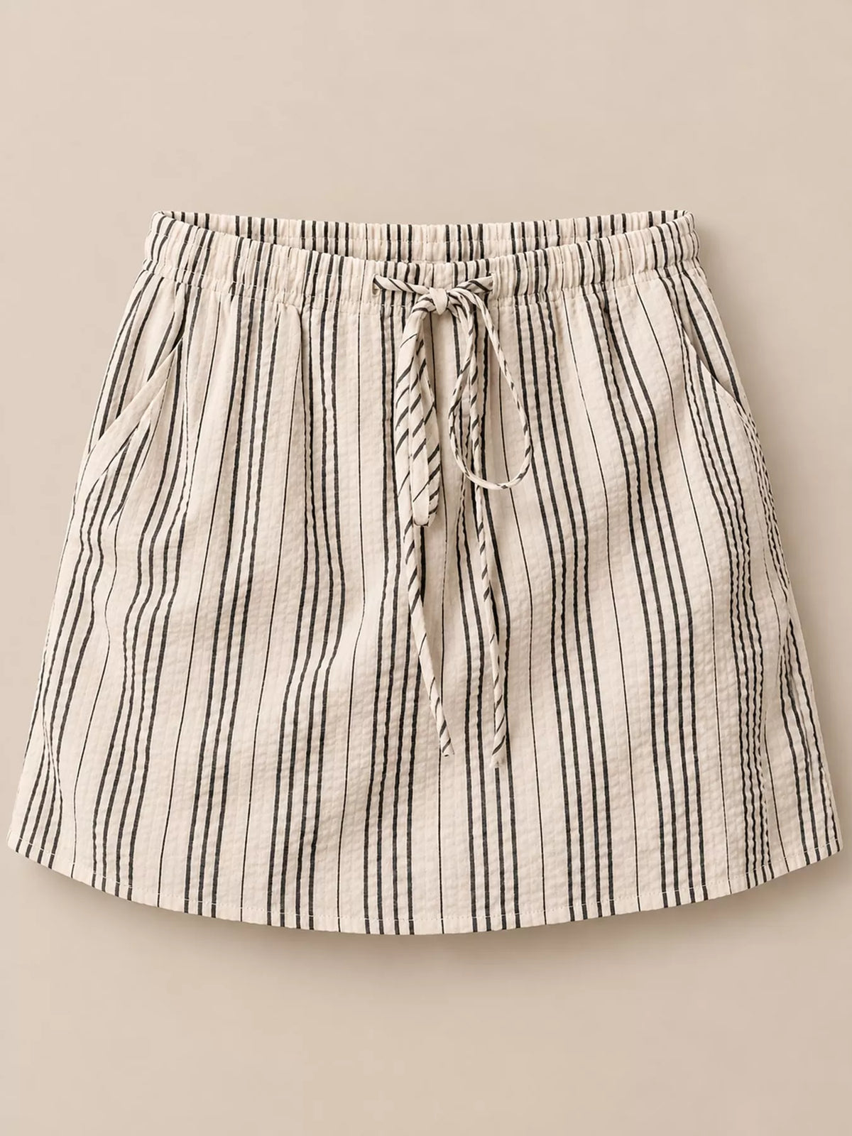 Striped skort, black striped flat front