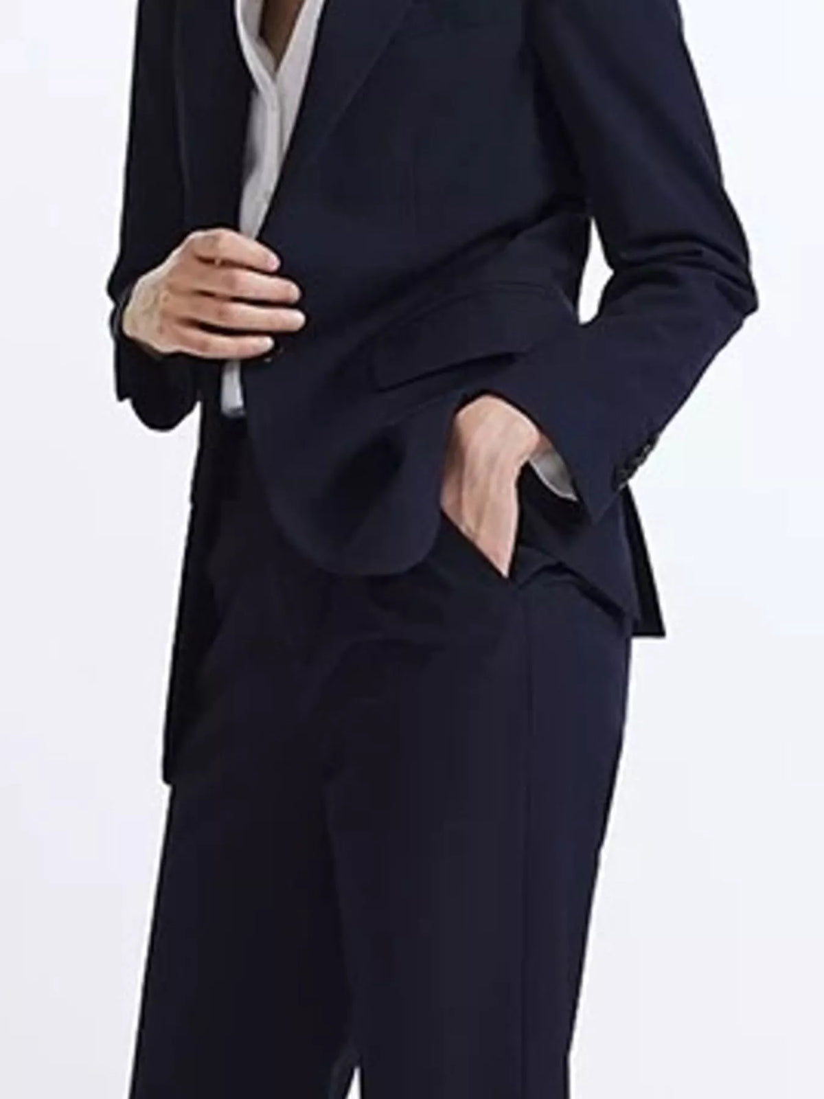 Single-Button Lapel Collar Blazer in navy blue