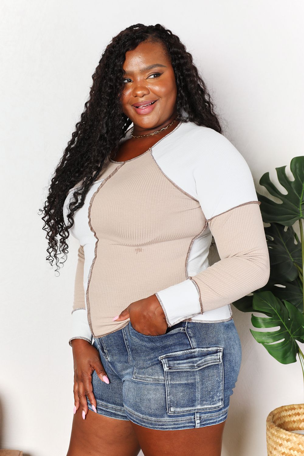 Women's apparel – product view 13