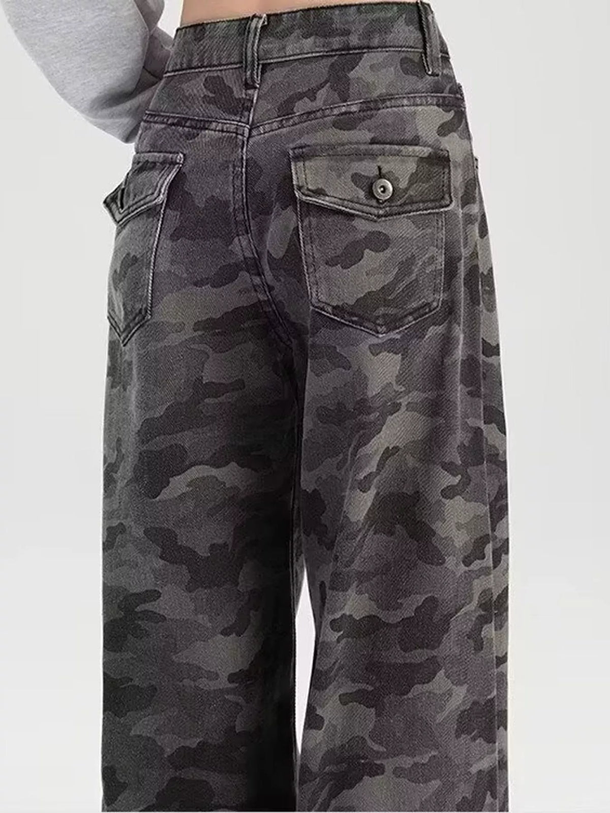 Camouflage jeans, gray camouflage back