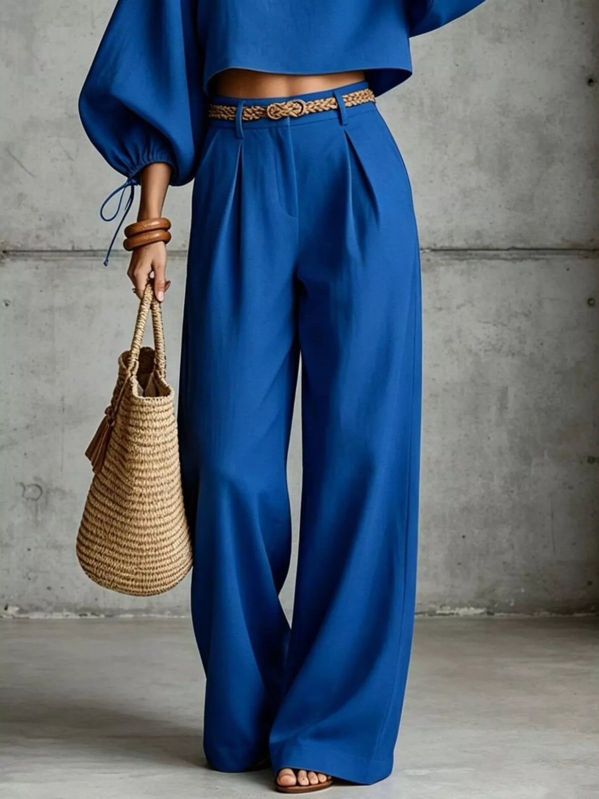 Cropped blouse and pants set, blue pants detail