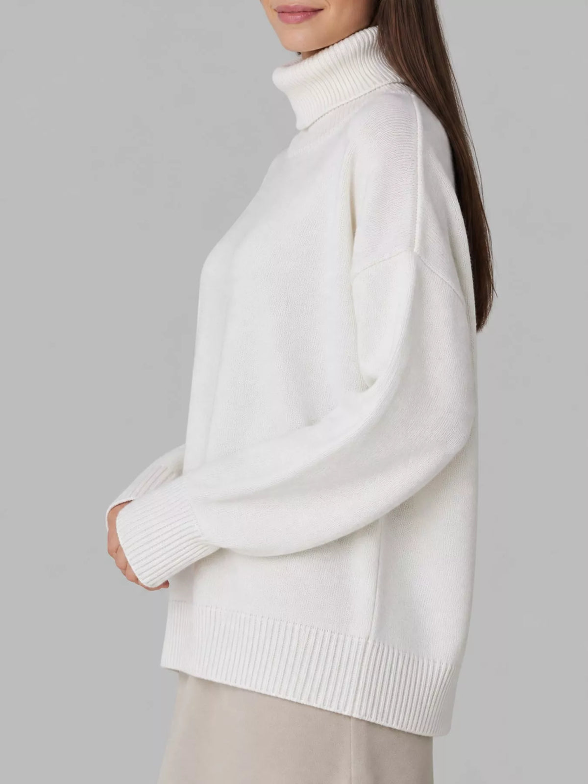 Turtleneck sweater, white side