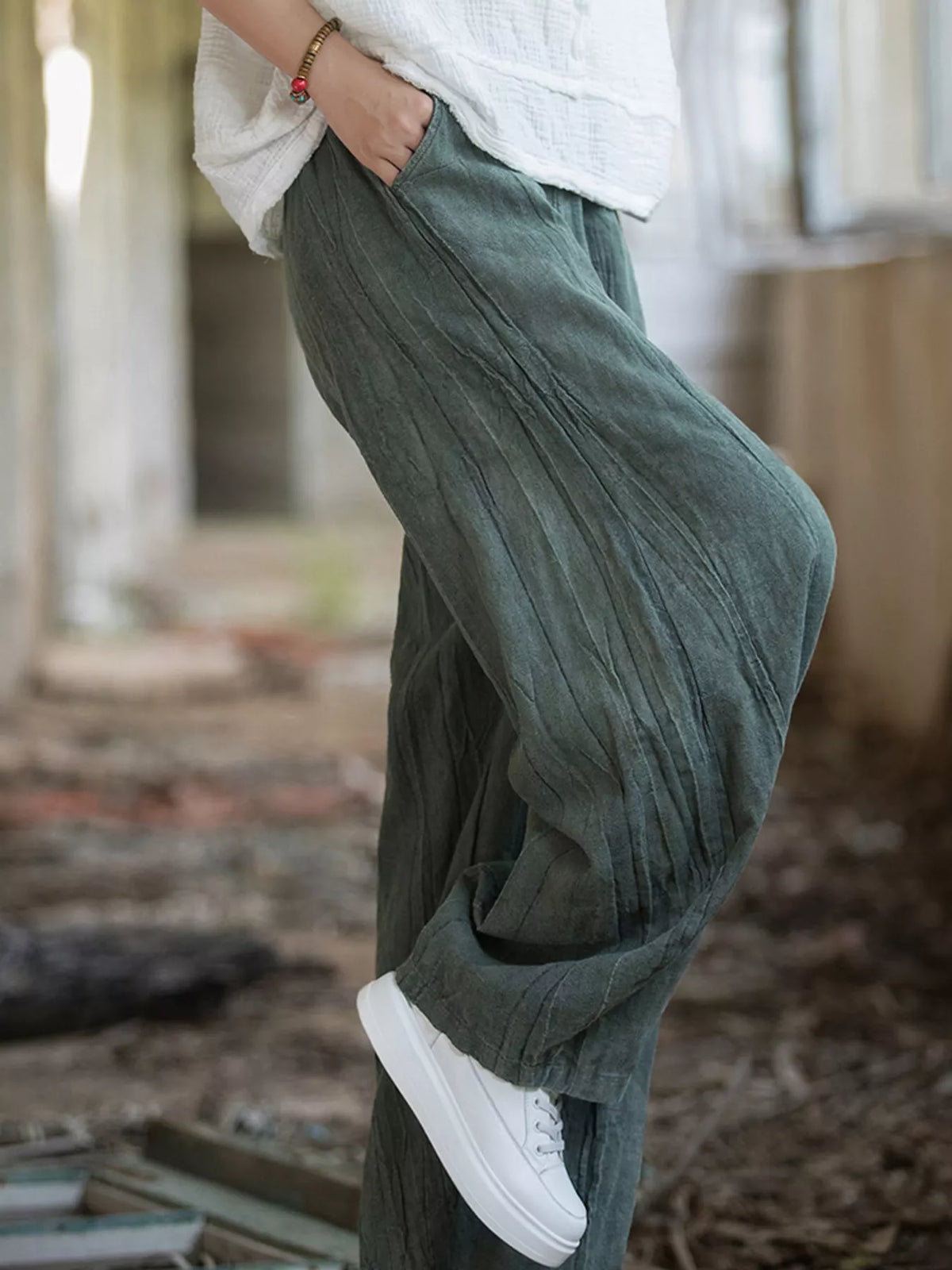 pants, side view