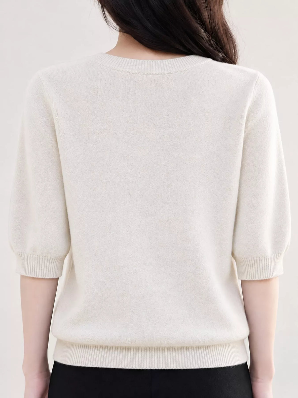 Short-sleeve sweater, back view