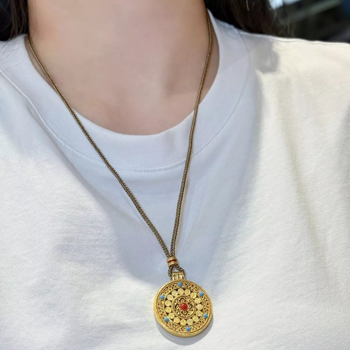 Trendsi 18K Gold-Plated Round Pendant Necklace -