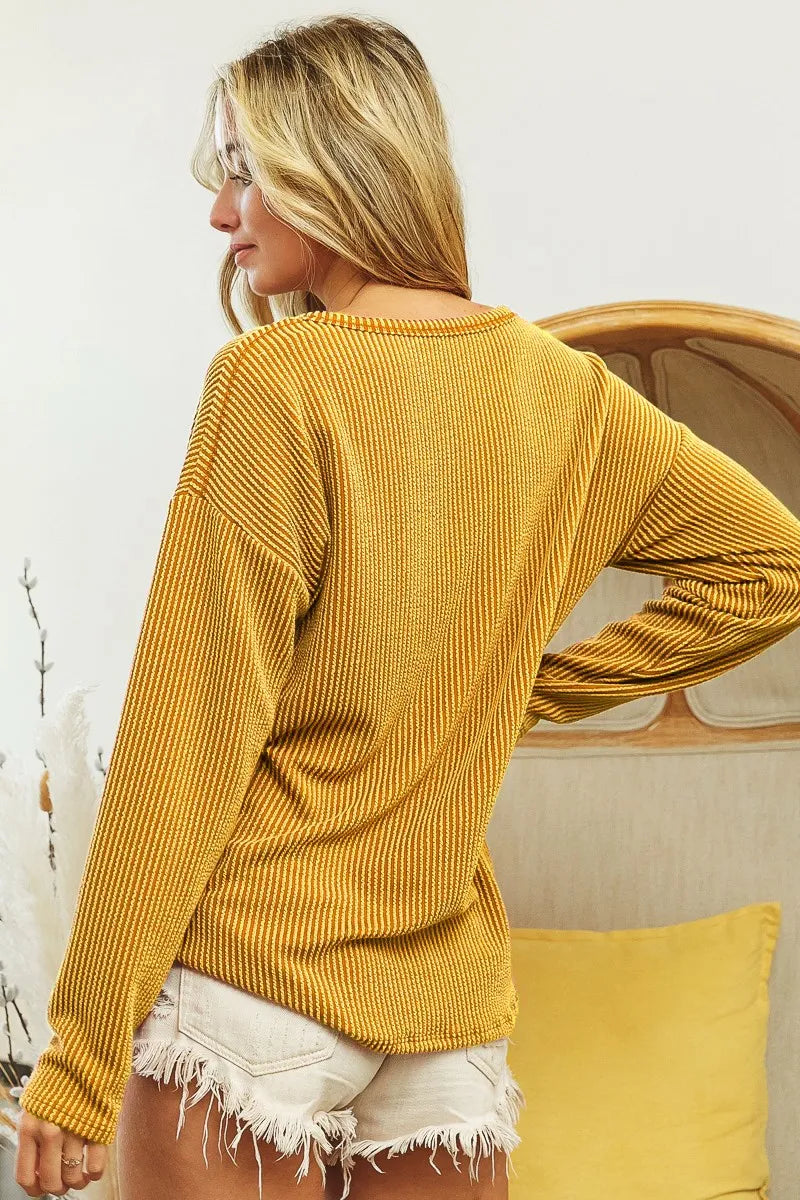 Women's top – product view 2