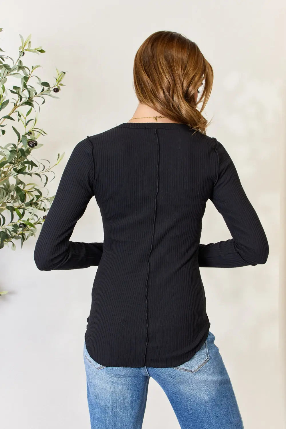 Women's apparel – product view 10